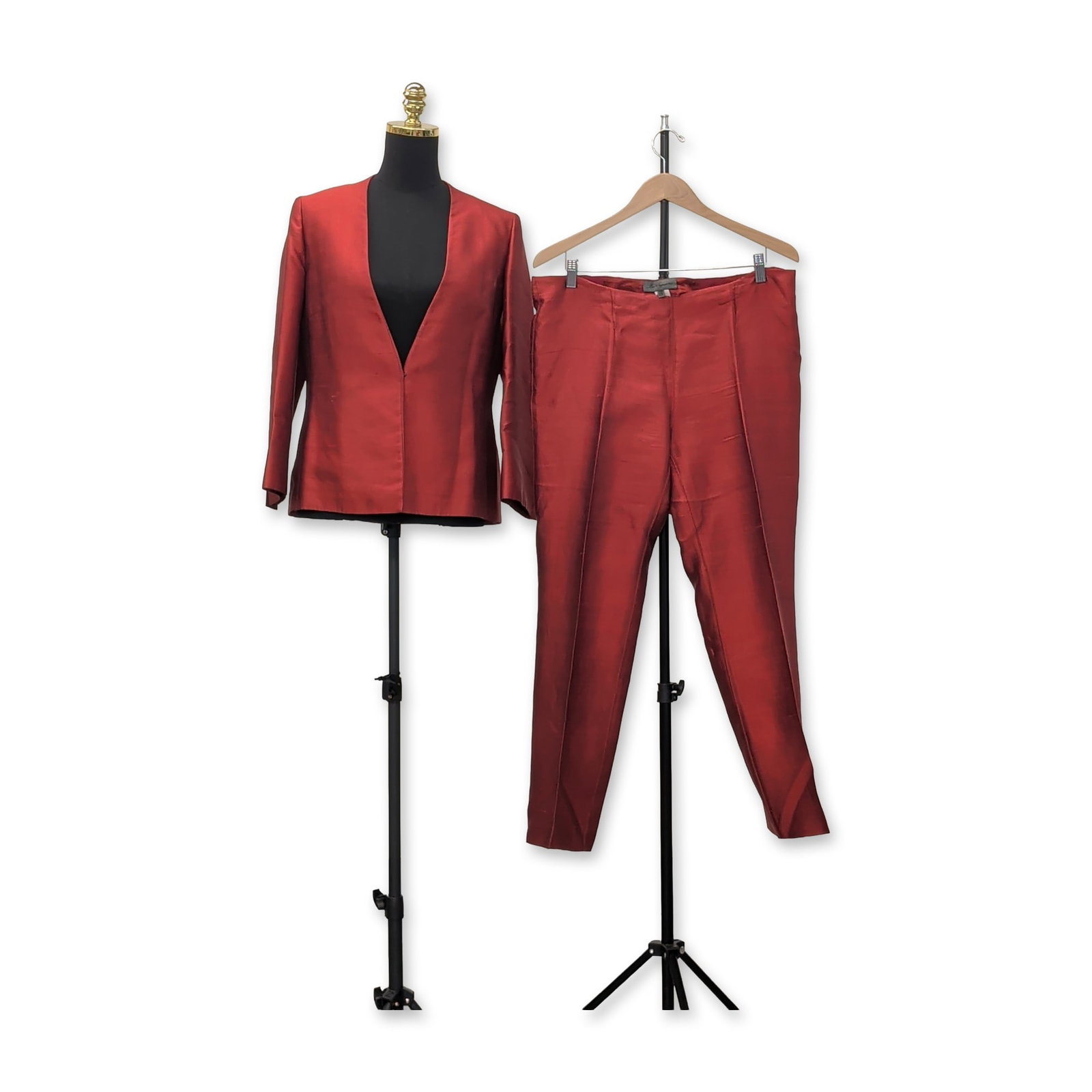 Les Copains Italian Silk Blend Suit: Assortment of five pairs of designer vintage women's pumps in leather, suede, and patent leather. The collection includes one pair of deep purple suede stiletto heels by Susan Bennis Warren Edwards, h