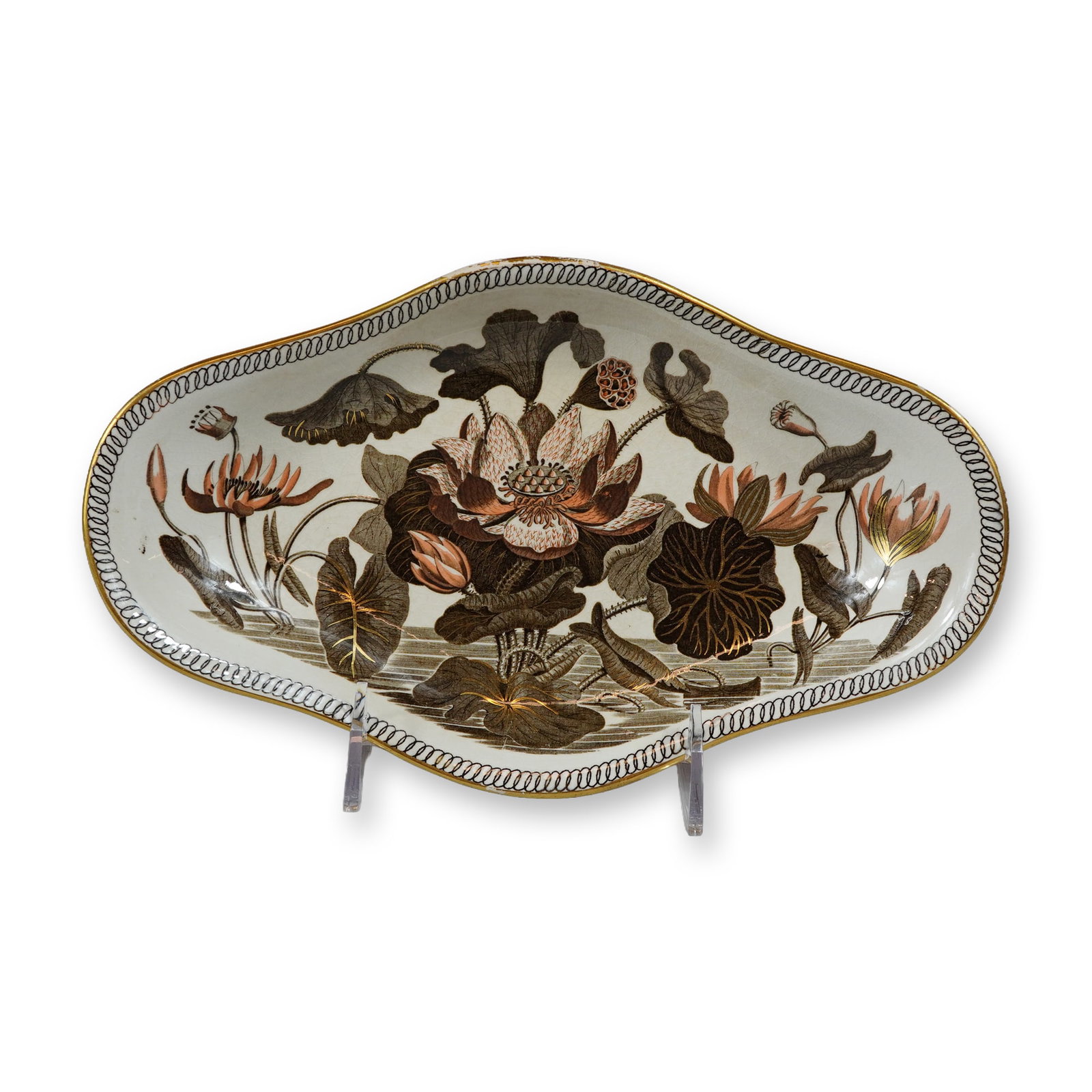 Wedgwood Lobed Oval Dish, Water Lily Pattern (1 of 3)