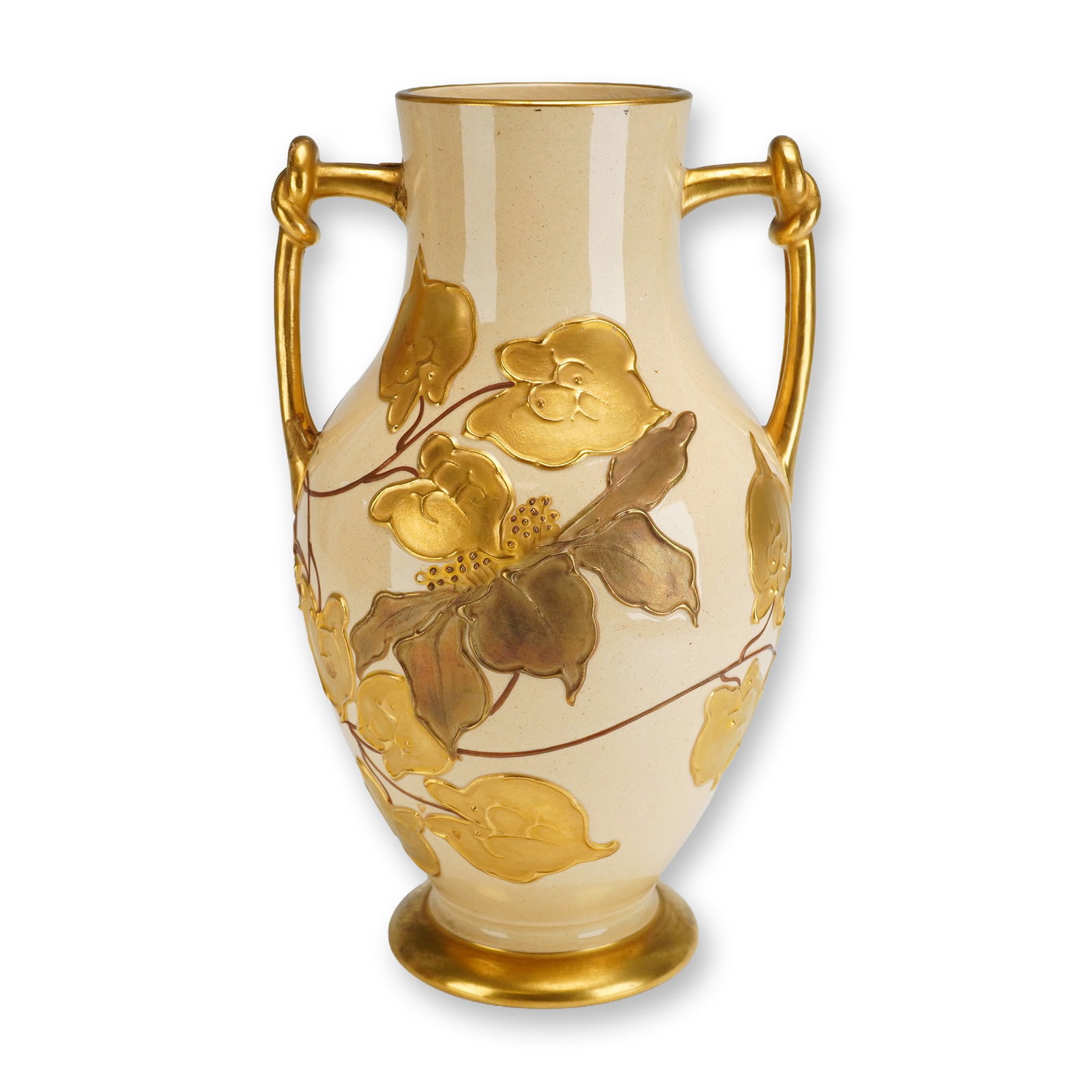 Wedgwood Harry Barnard Slip-Decorated Handled Vase: A Wedgwood Harry Barnard slip-decorated Queensware handled vase, produced in England during the late 19th or early 20th century. The ovoid body is crafted from buff-colored fine earthenware and featur