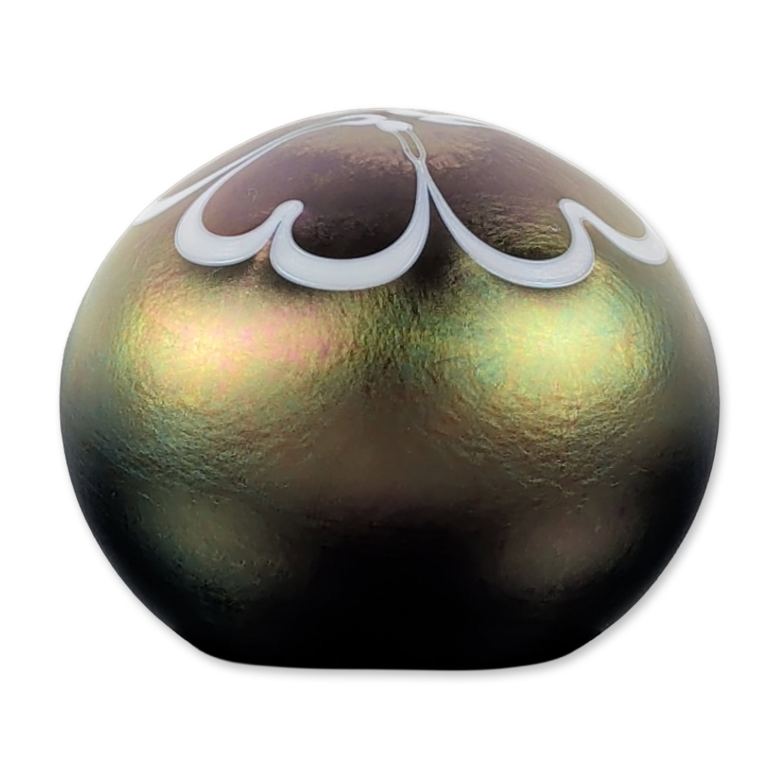 Terry Crider 1981 Iridescent Art Glass Paperweight, Signed: Clear diamond faceted paperweight with 1.25 inch punty in top. Five rows of small close concentric canes in colors including stars, pastry, pinwheels. Outside row of rose-red canes pulled down along t