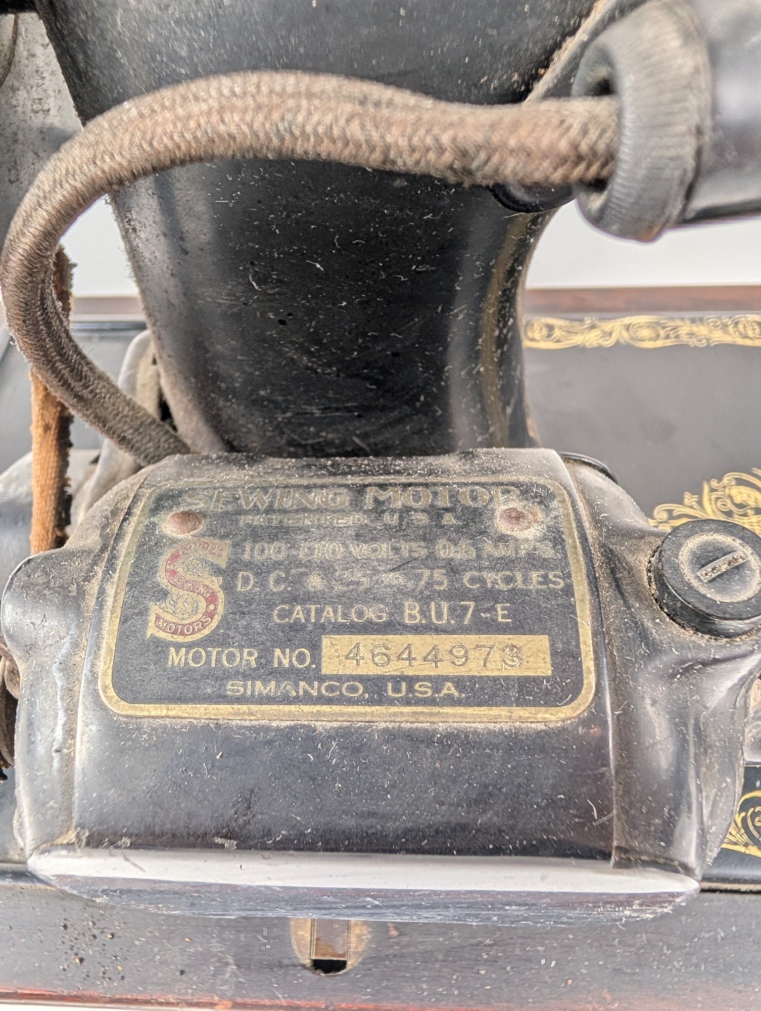 Singer Model 99 Electric Sewing Machine - 5
