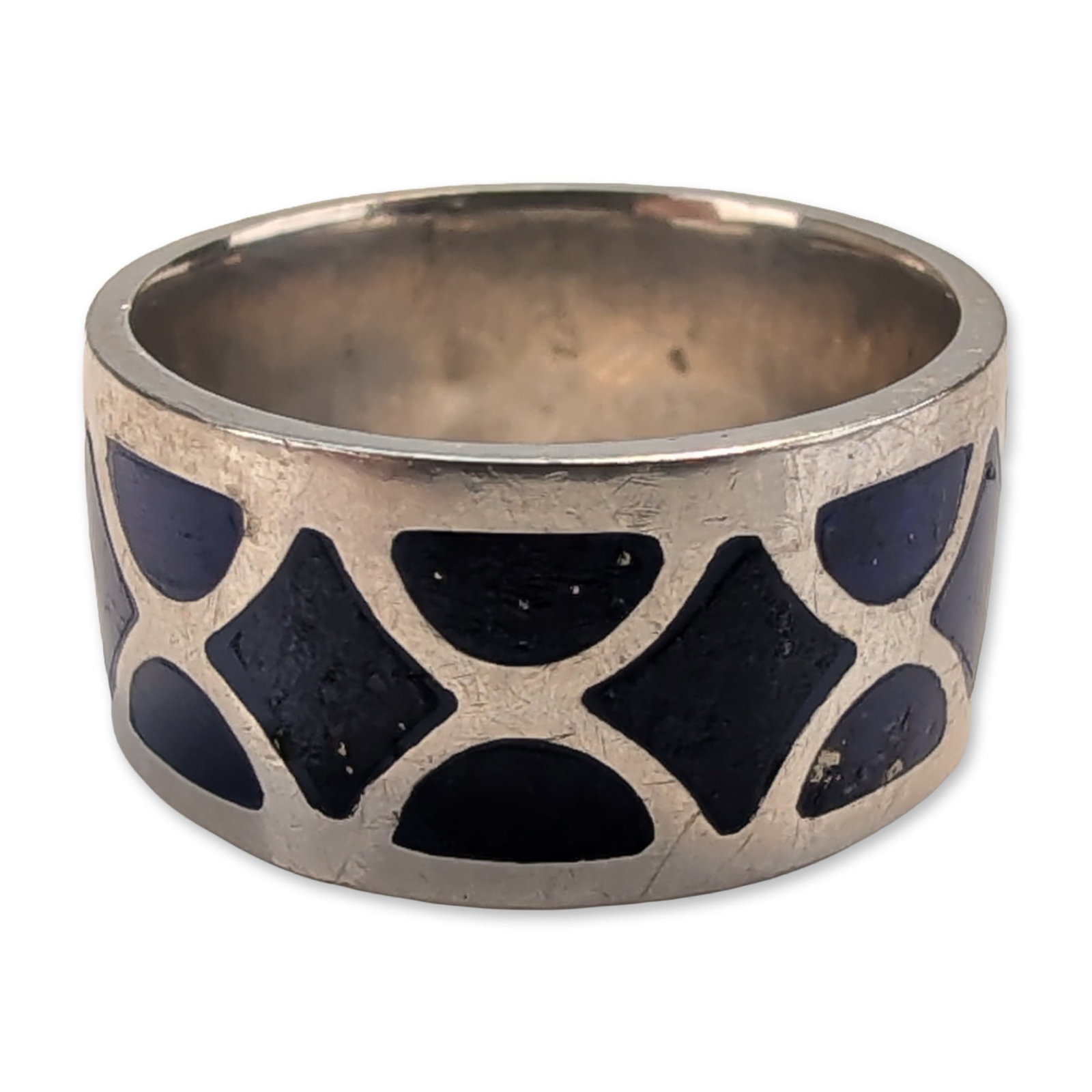 800 Silver Geometric Inlay Band Ring: David Yurman cocktail ring in sterling silver and 14k yellow gold, featuring a large round checkerboard-faceted light blue topaz. The gemstone is positioned between two raised, ribbed 14k yellow gold 