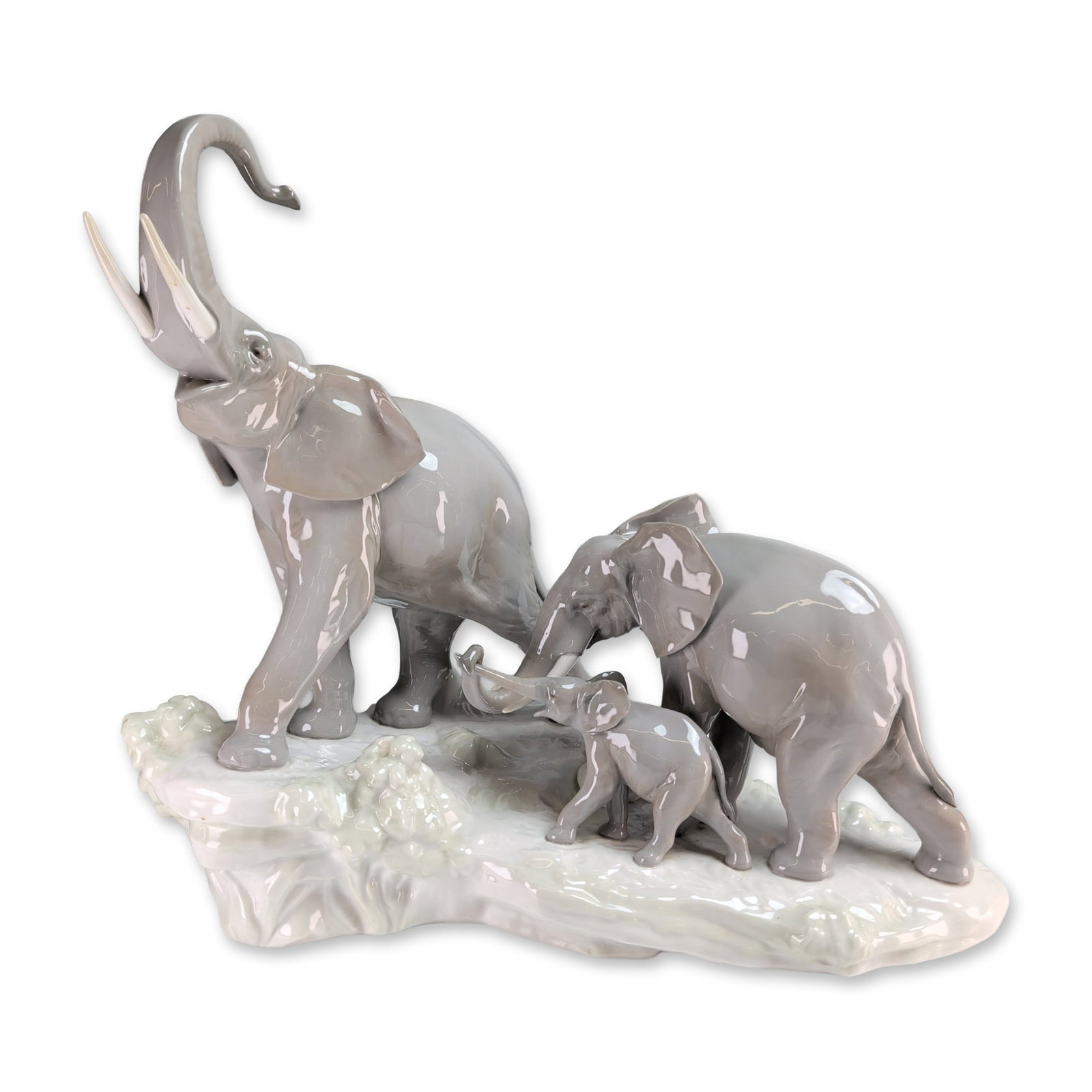 Lladro Spain Glazed Porcelain Elephant Walking Sculpture (1 of 3)