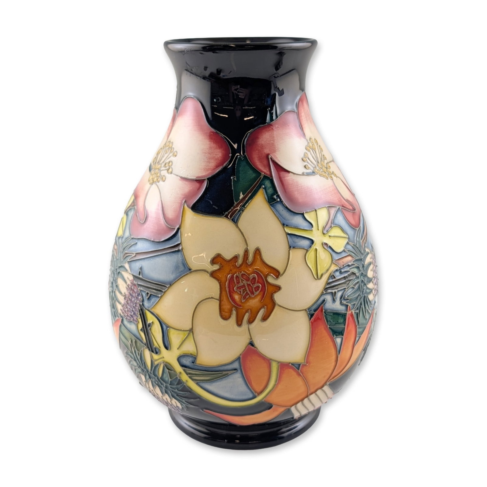 Moorcroft Golden Jubilee Emma Bossons Vase (1 of 3)