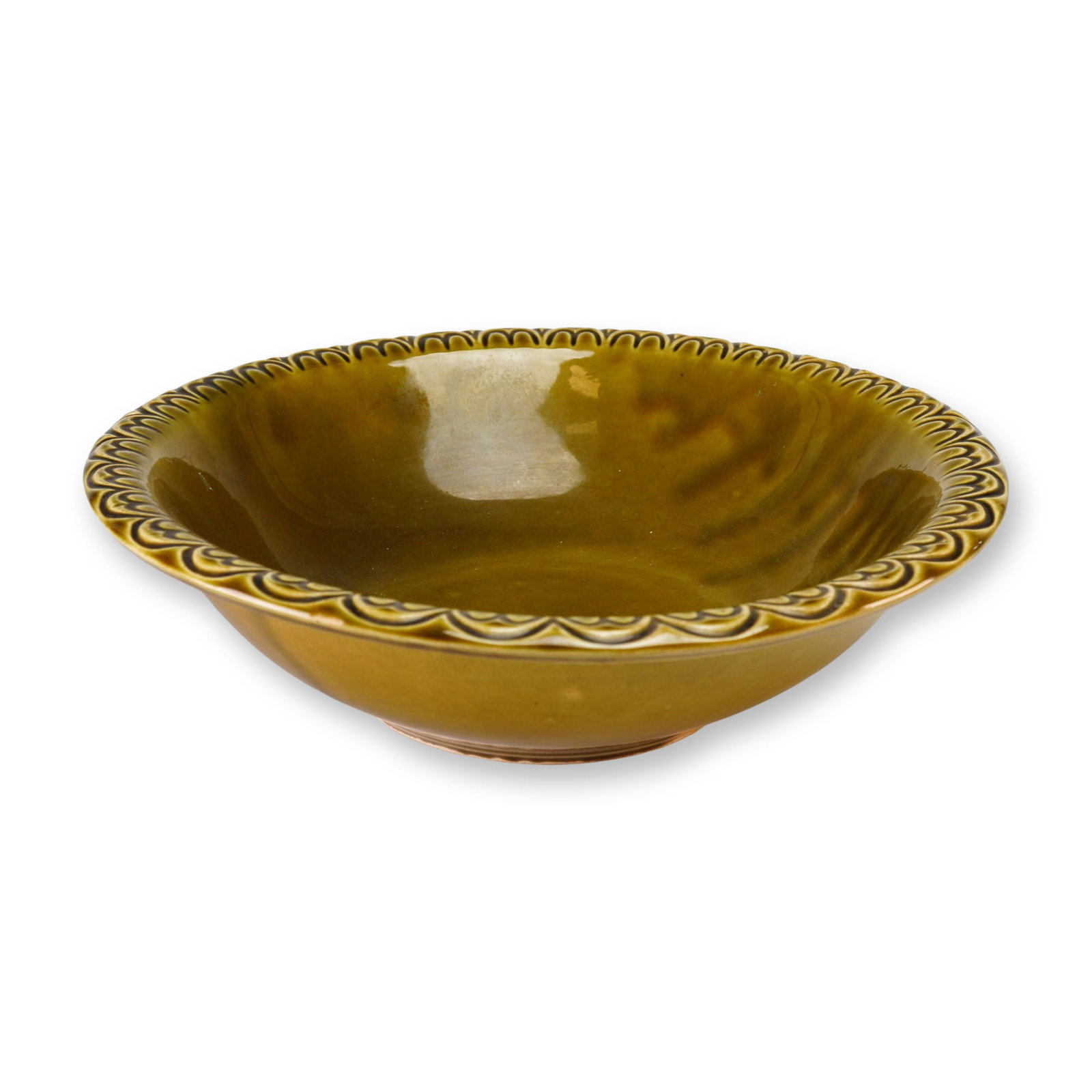 McCoy Pottery Olive Green Decorative Basin Bowl 7516: This McCoy decorative bowl 7516 is a vintage ceramic vessel featuring a high-gloss olive green glaze characteristic of mid-century production. The bowl is constructed with a wide, flaring rim decorate