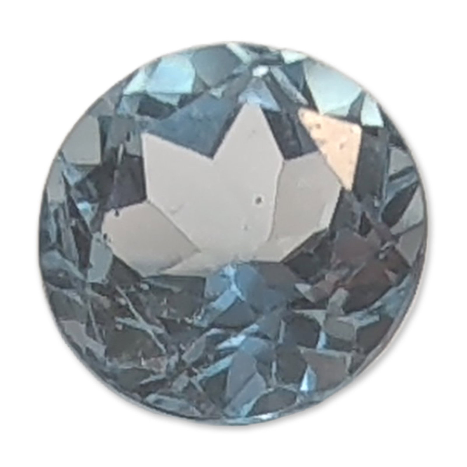 Round Brilliant Cut Sky Blue Topaz Gemstone: Loose faceted topaz gemstone featuring a round brilliant-style cut and pale sky blue color. The material is transparent and eye-clean with no visible internal inclusions.Diameter: Approximately 7.9 mm