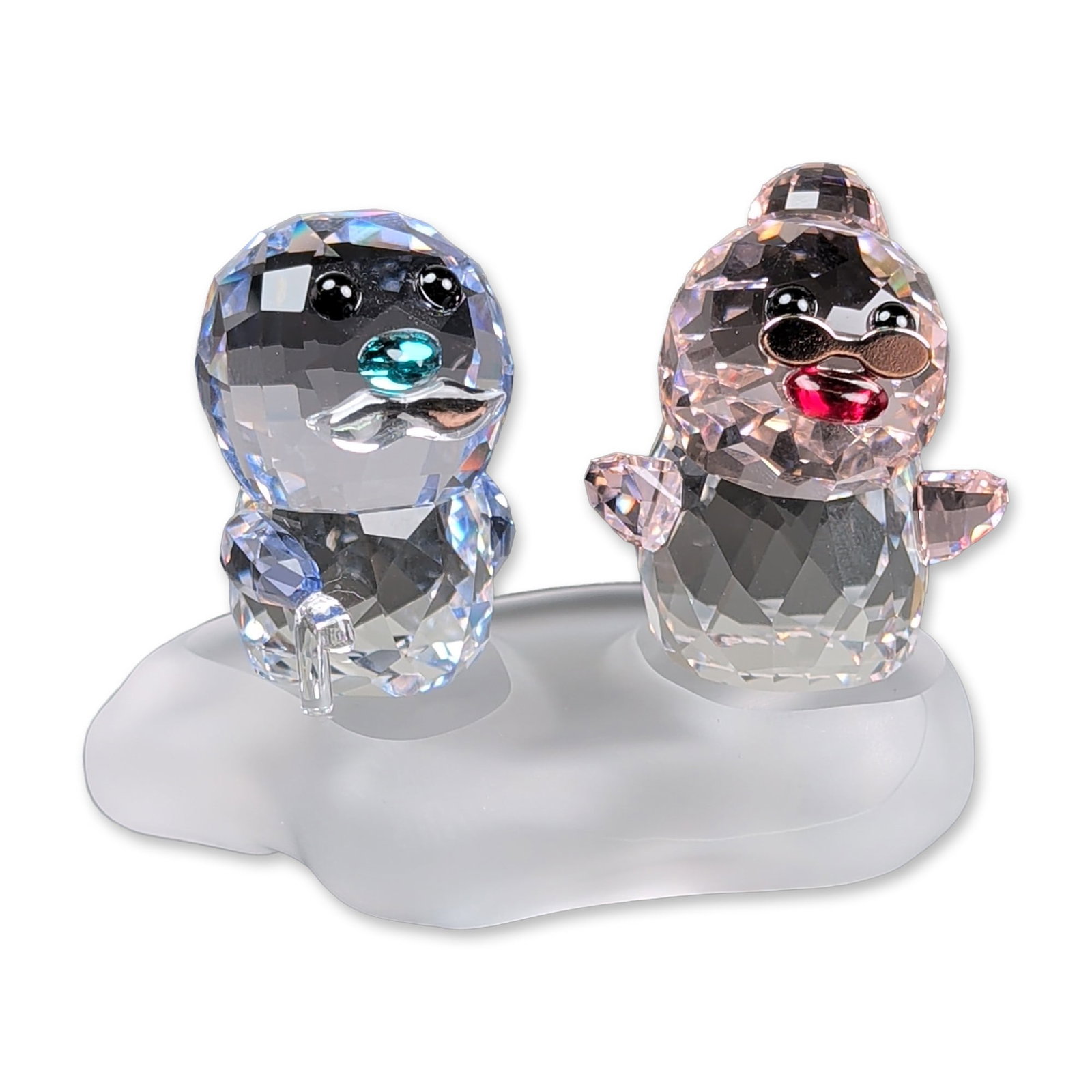 3pc Swarovski SCS 2018 Crystal Figurines, Grandma and Grandpa Penguins with Base (1 of 4)