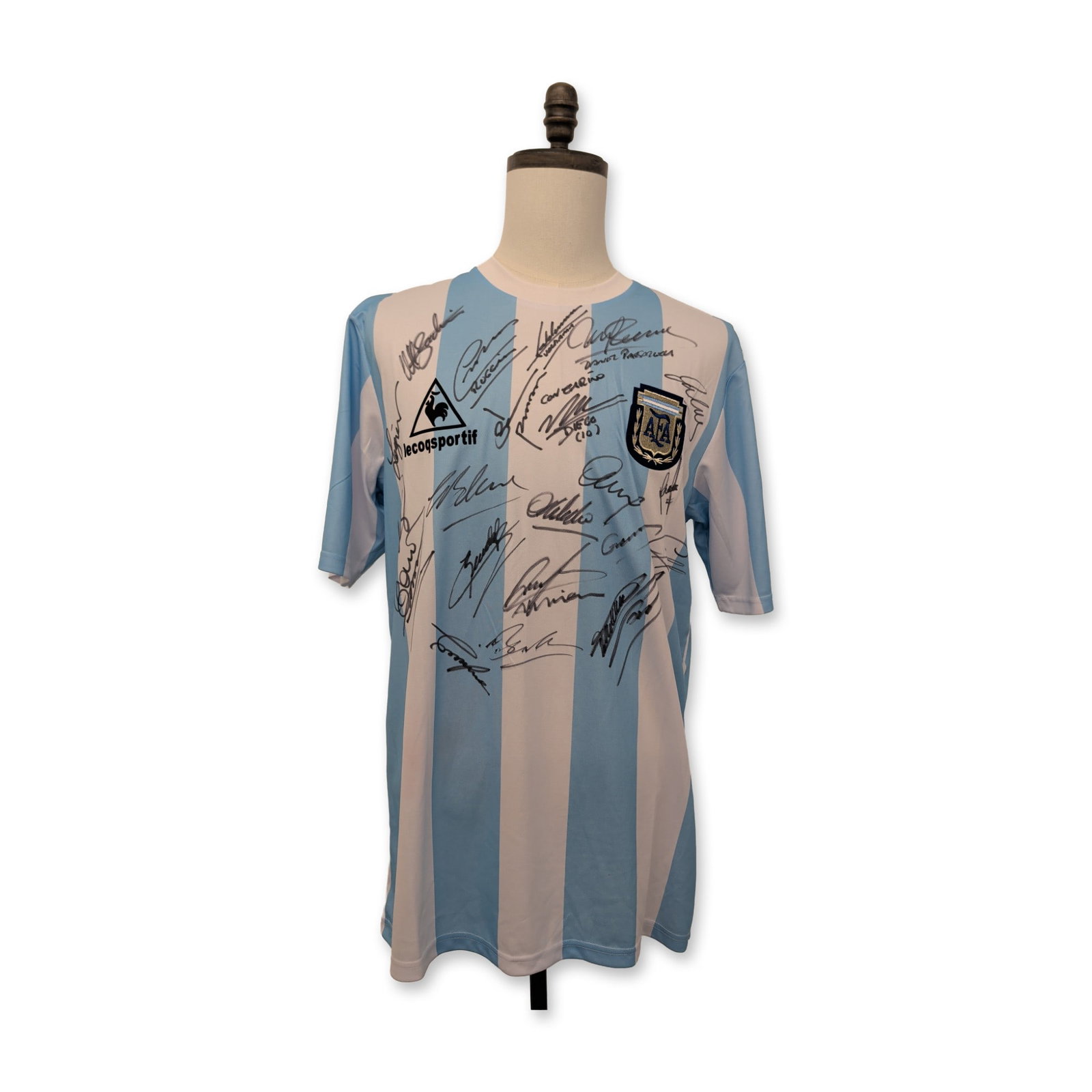 Argentina 1986 Maradona and Team Signed Soccer Jersey (1 of 4)