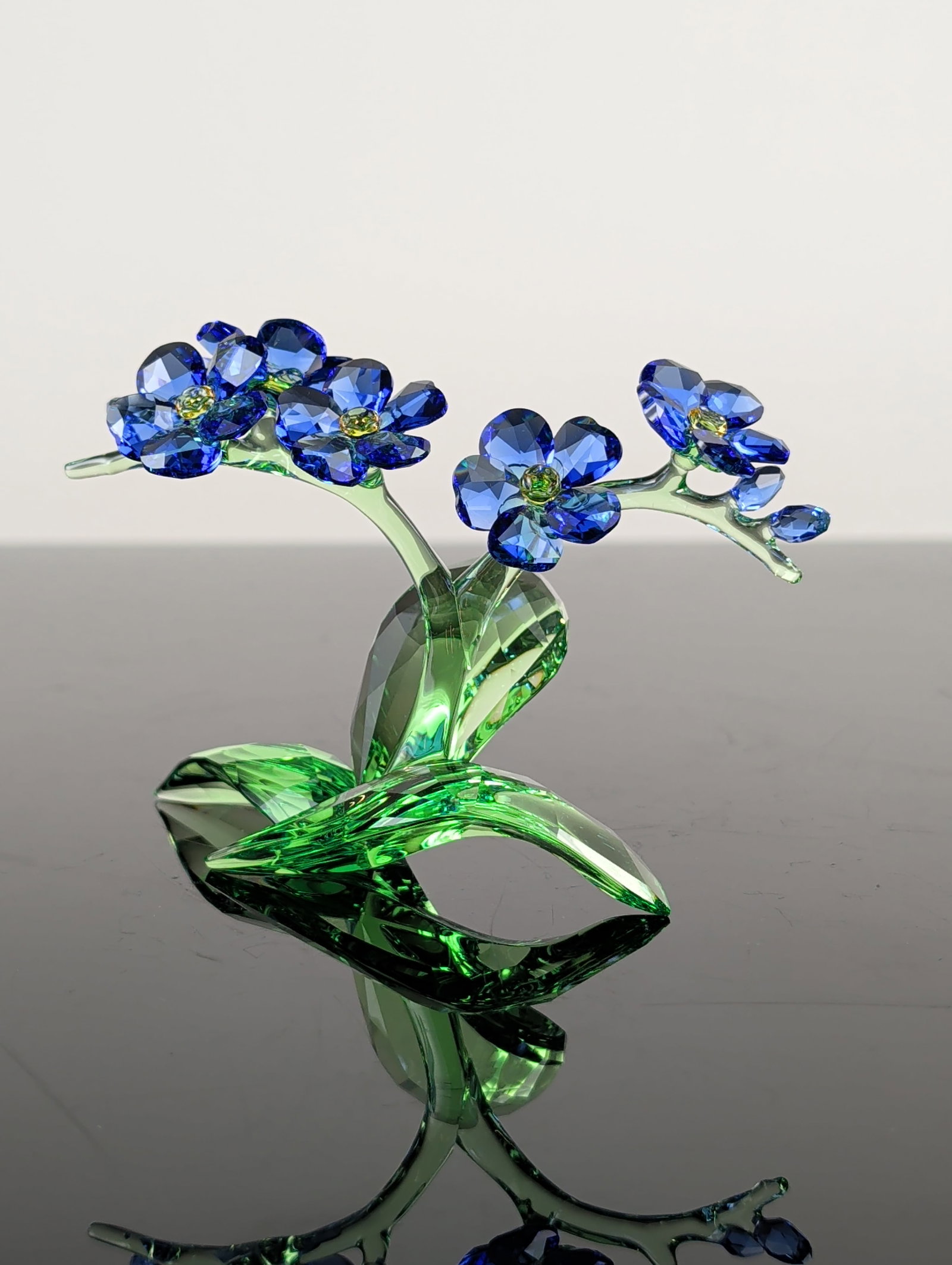 Swarovski Crystal Paradise Flower Figurine, Forget-Me-Not (1 of 6)