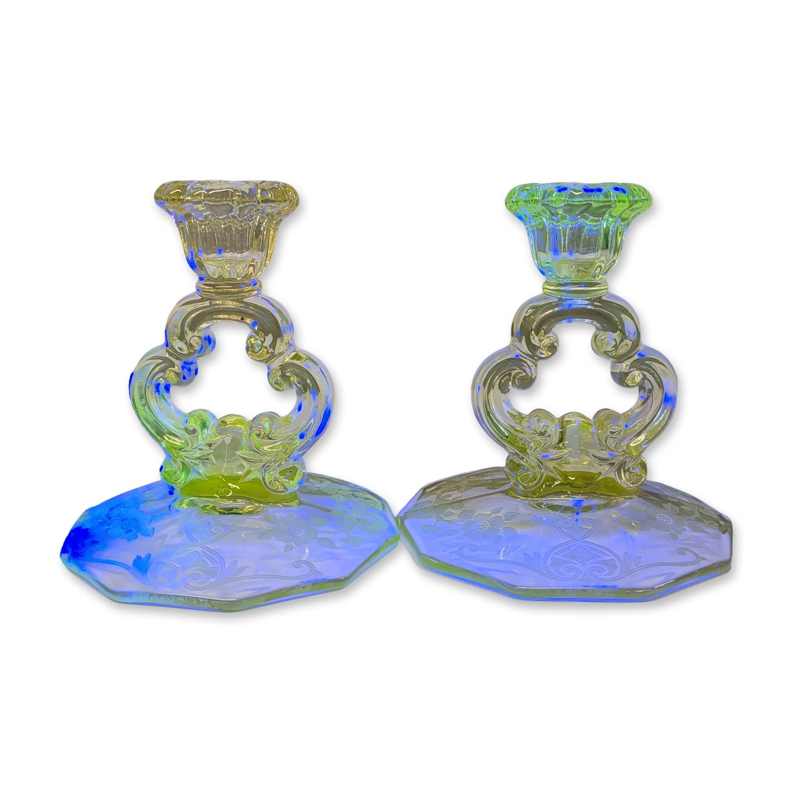 2pc Cambridge Cleo Style Etched Uranium Glass Keyhole Candlesticks (1 of 5)