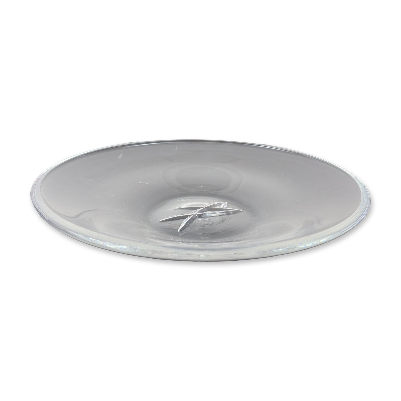 Waterford John Rocha Crystal Centerpiece Bowl: John Rocha for Waterford contemporary lead crystal bowl. The piece features a shallow circular form with a thick polished rim and a central deep-cut stylized four-point star motif. The minimalist desi