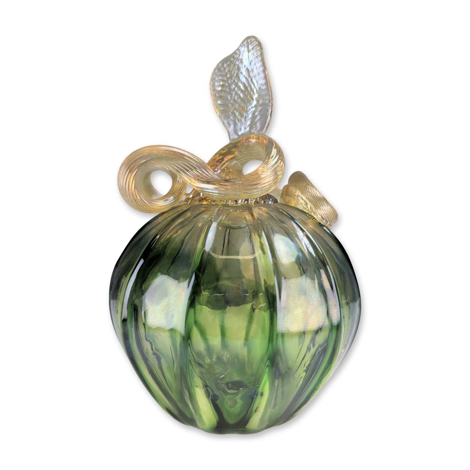 Steven Lundberg Signed Green Art Glass Pumpkin: Steven Lundberg hand-blown art glass pumpkin, dated 2002. The forest green vessel features vertical ribbing and internal iridescence. It is finished with an applied iridized golden-amber stem featurin