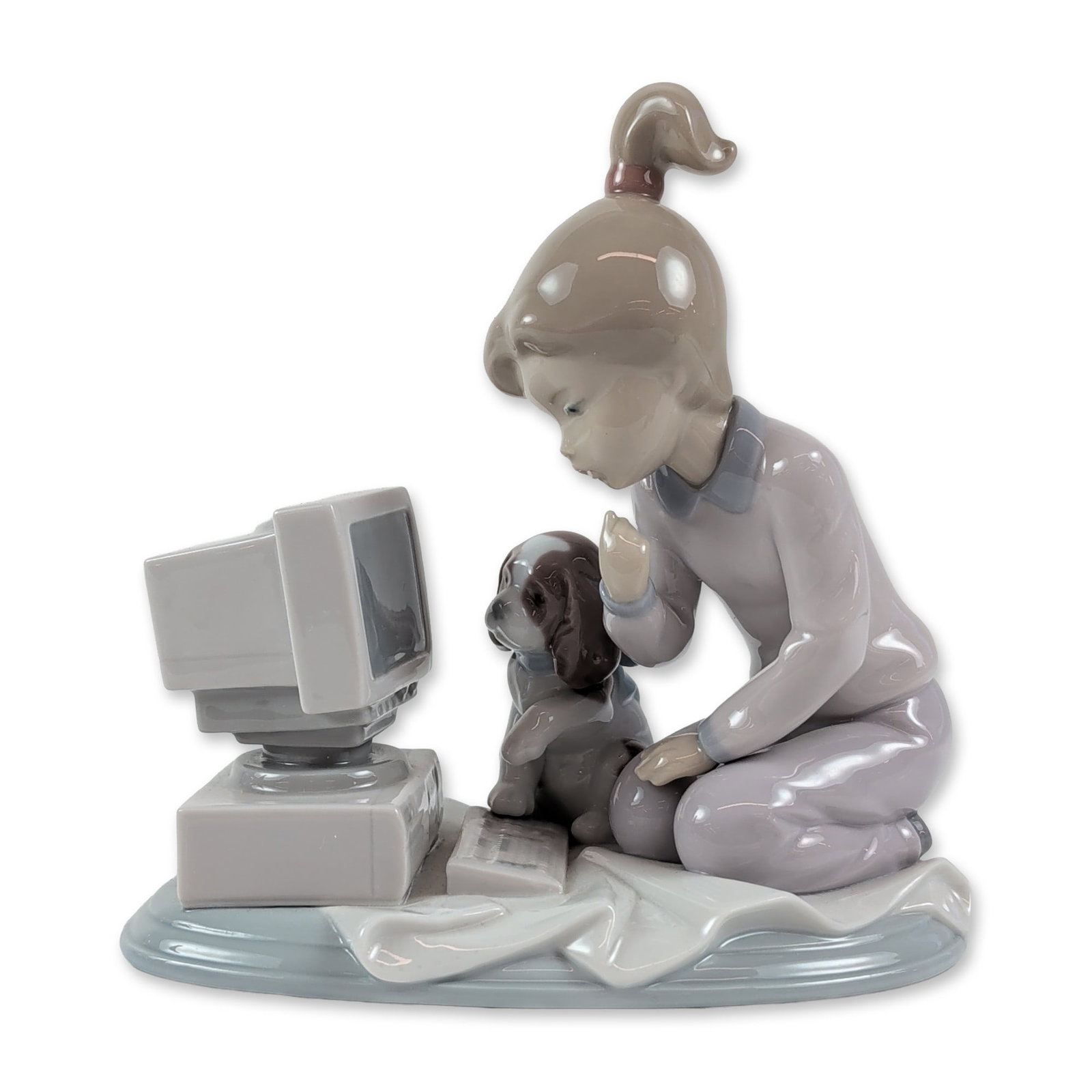 Lladro Spanish Porcelain Computing Companions Figurine (1 of 4)
