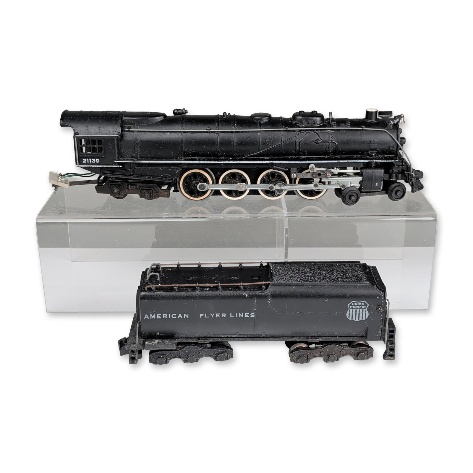 Two Gilbert American Flyer Scale Trains, 21139 Hudson Locomotive and Tender (1 of 4)