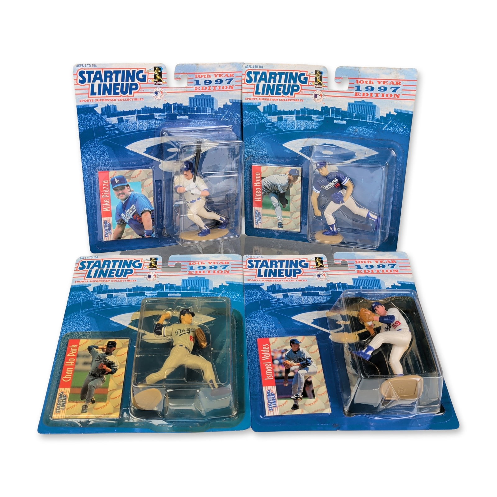 4pc Kenner 1997 Starting Lineup Dodgers Action Figures: A collection of four Kenner 1997 Starting Lineup 10th Year Edition baseball action figures featuring Los Angeles Dodgers players. The group includes catcher Mike Piazza in a batting stance, Hideo Nomo