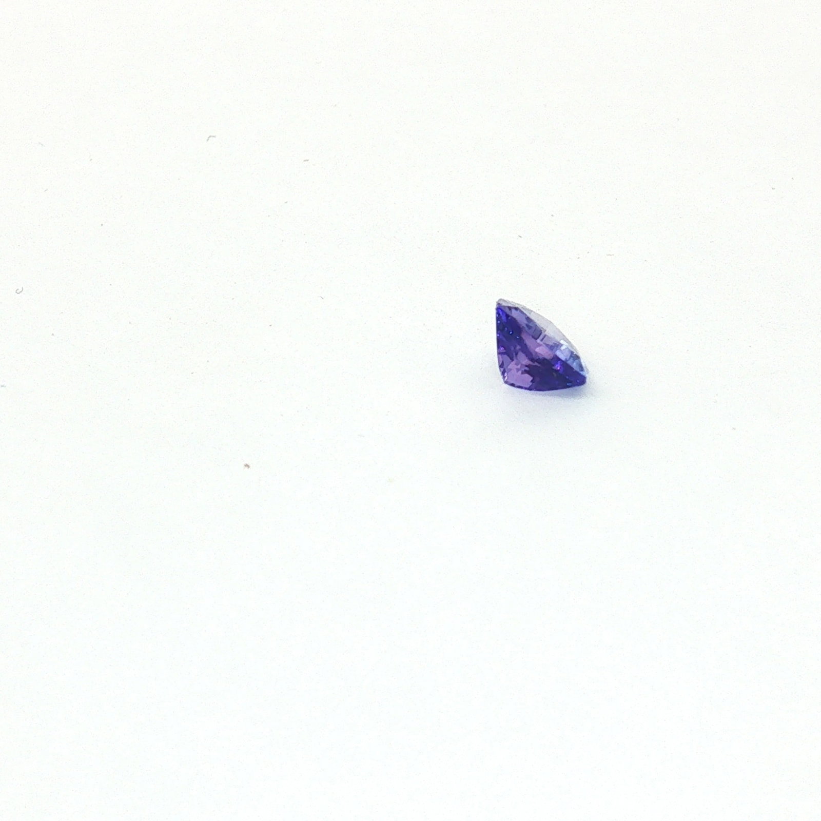 0.69ct Tanzanite Gemstone - 4