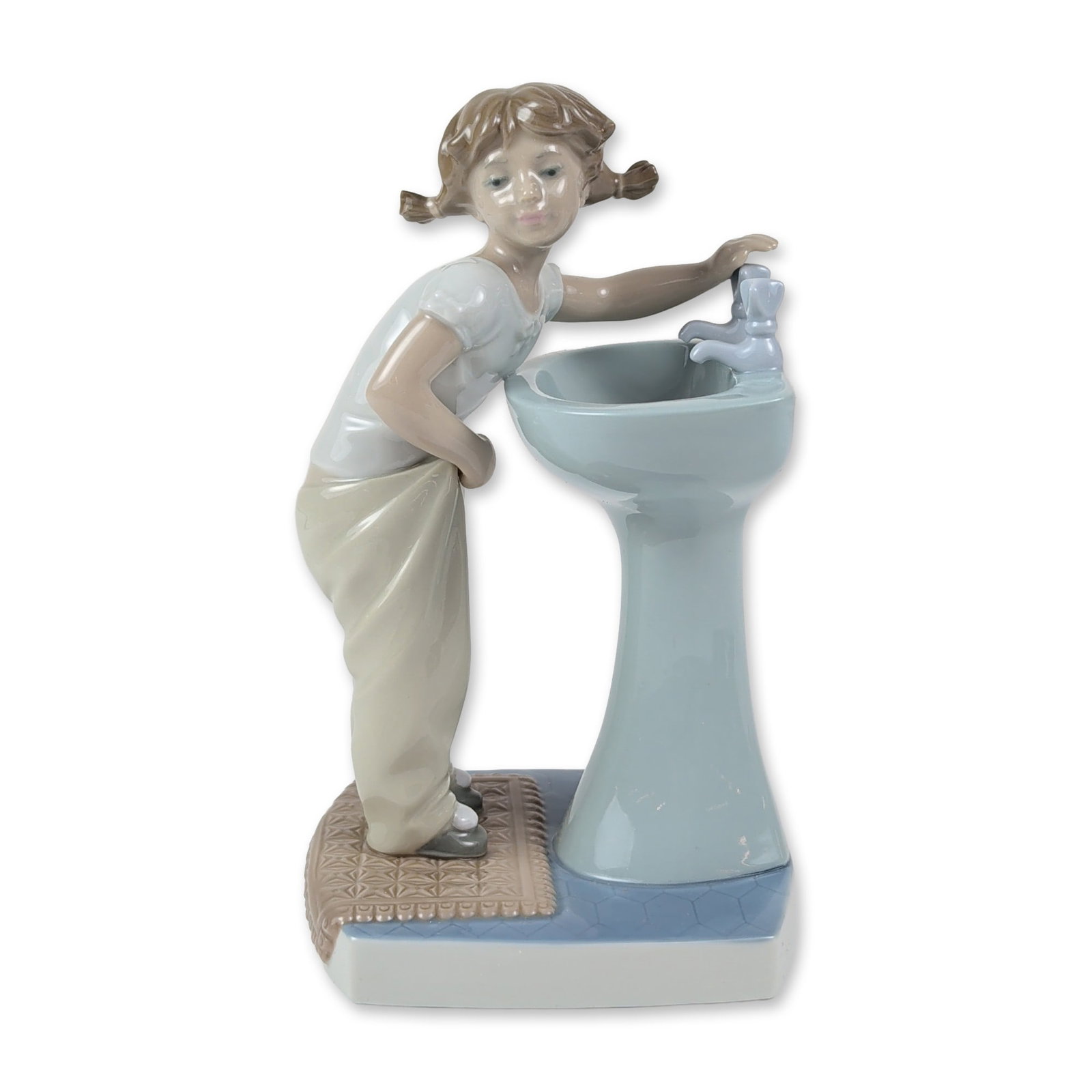 Lladro Glazed Porcelain Figurine, Clean Up Time 1004838 (1 of 5)