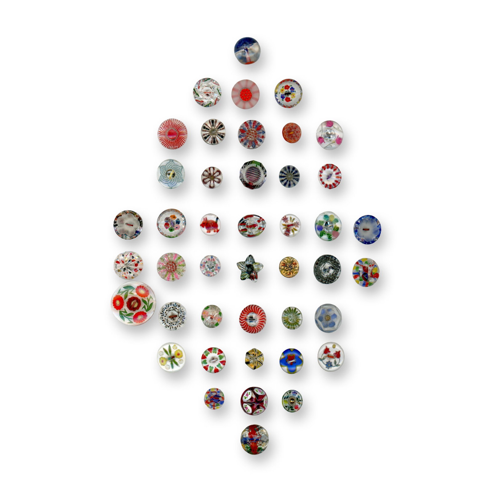 A CARD OF DIVISION THREE GLASS BUTTONS: 42 Small West German glass specialized to painted backs. Here ius a beautiful and colorful card of these desirable and gorgeous buttons. Dimensions: SM=Less than 3/4", Medium=3/4" to 1 1/4". Large=1