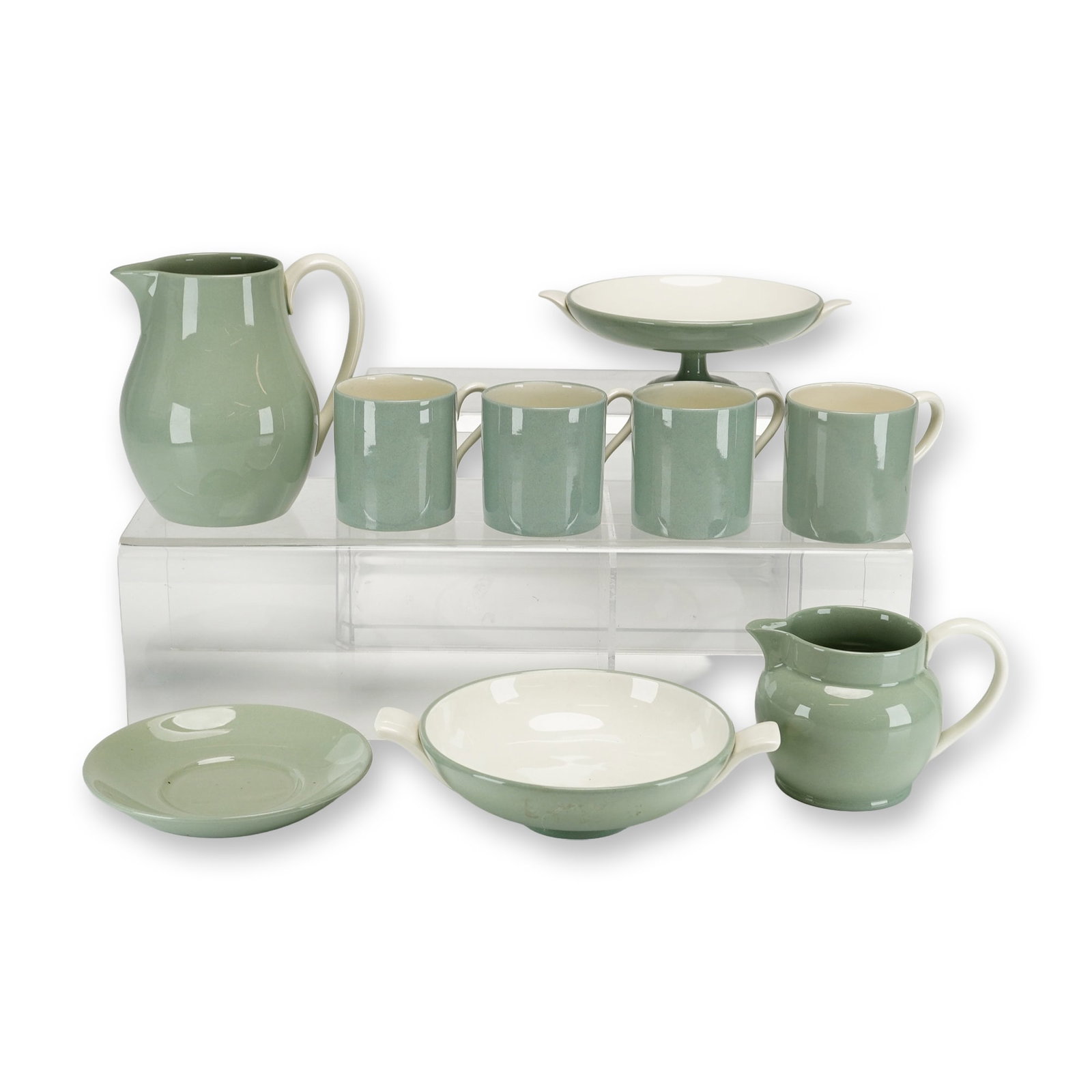 9pc Wedgwood Wintergreen Pattern Tableware