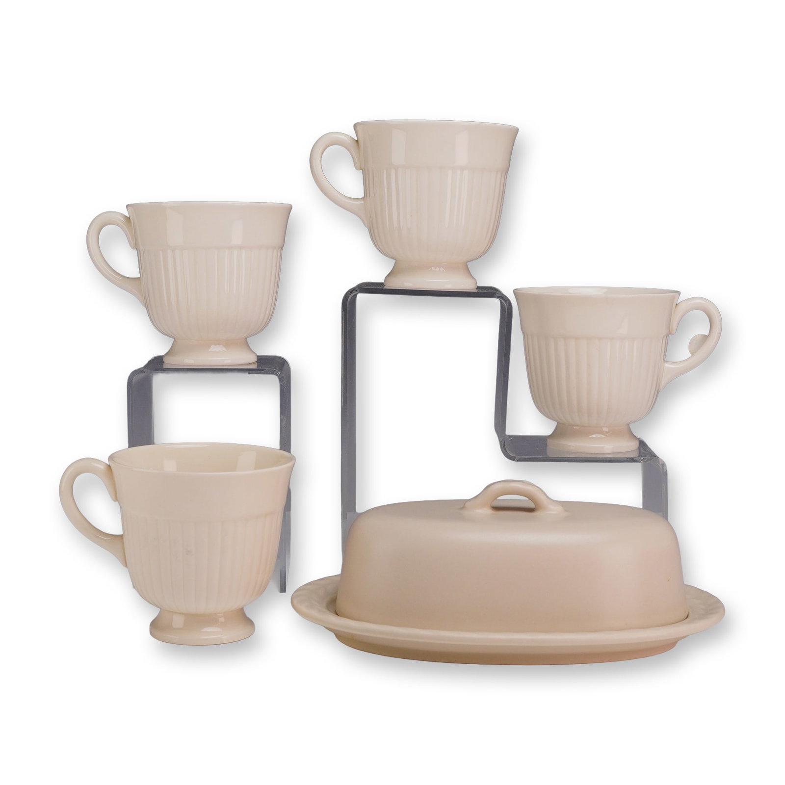 5pc Collection of Wedgwood Ceramic Tableware in Edme and Stone Harbor Patterns: This collection of Wedgwood ceramic tableware features pieces from two distinct production lines. the cups are rendered in the Edme pattern. These cups feature a classical design with vertical fluted 