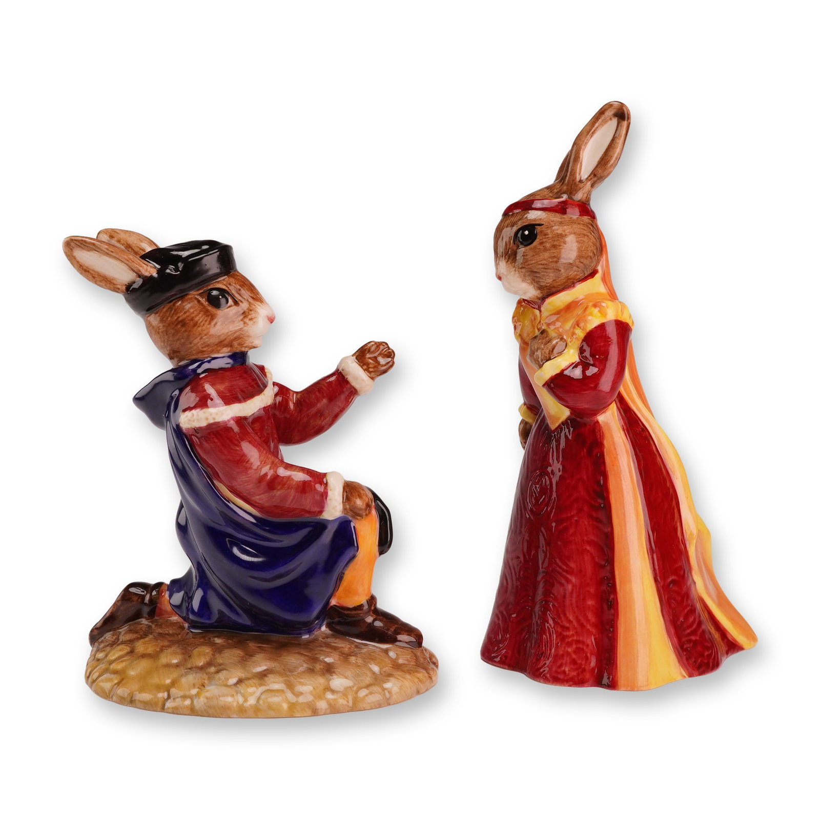 2pc Royal Doulton Bunnykins Prototype Colorway Figurines, Romeo & Juliet: Two households, both alike in dignity, In fair Verona, where we lay our scene. This pair of Bunnykins figurines is inspired by William Shakespeare's tragedy Romeo and Juliet, one of his most popular p