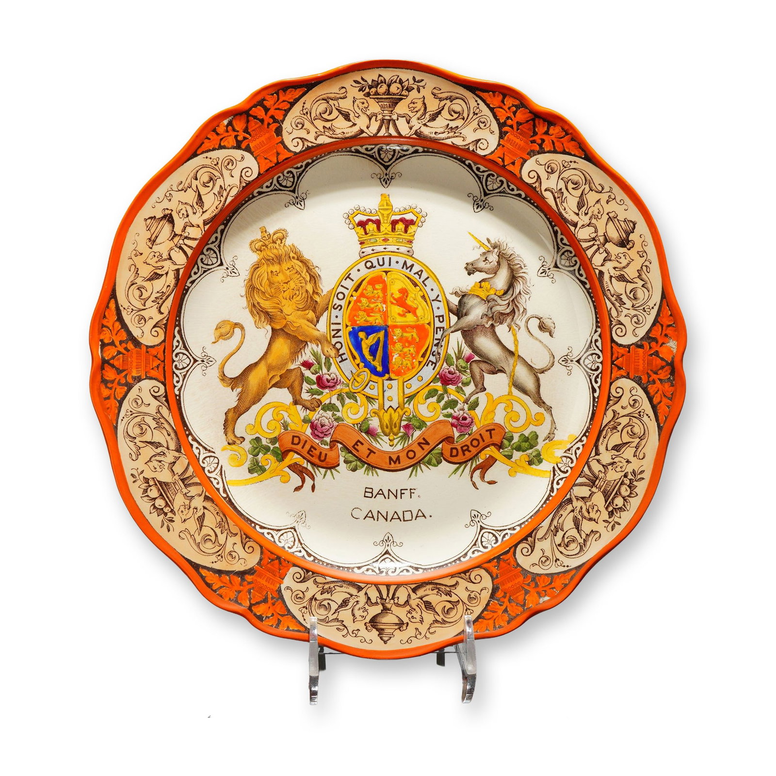 Wedgwood Etruria Earthenware Royal Arms Plate, Dieu Et Mon Droit (1 of 4)