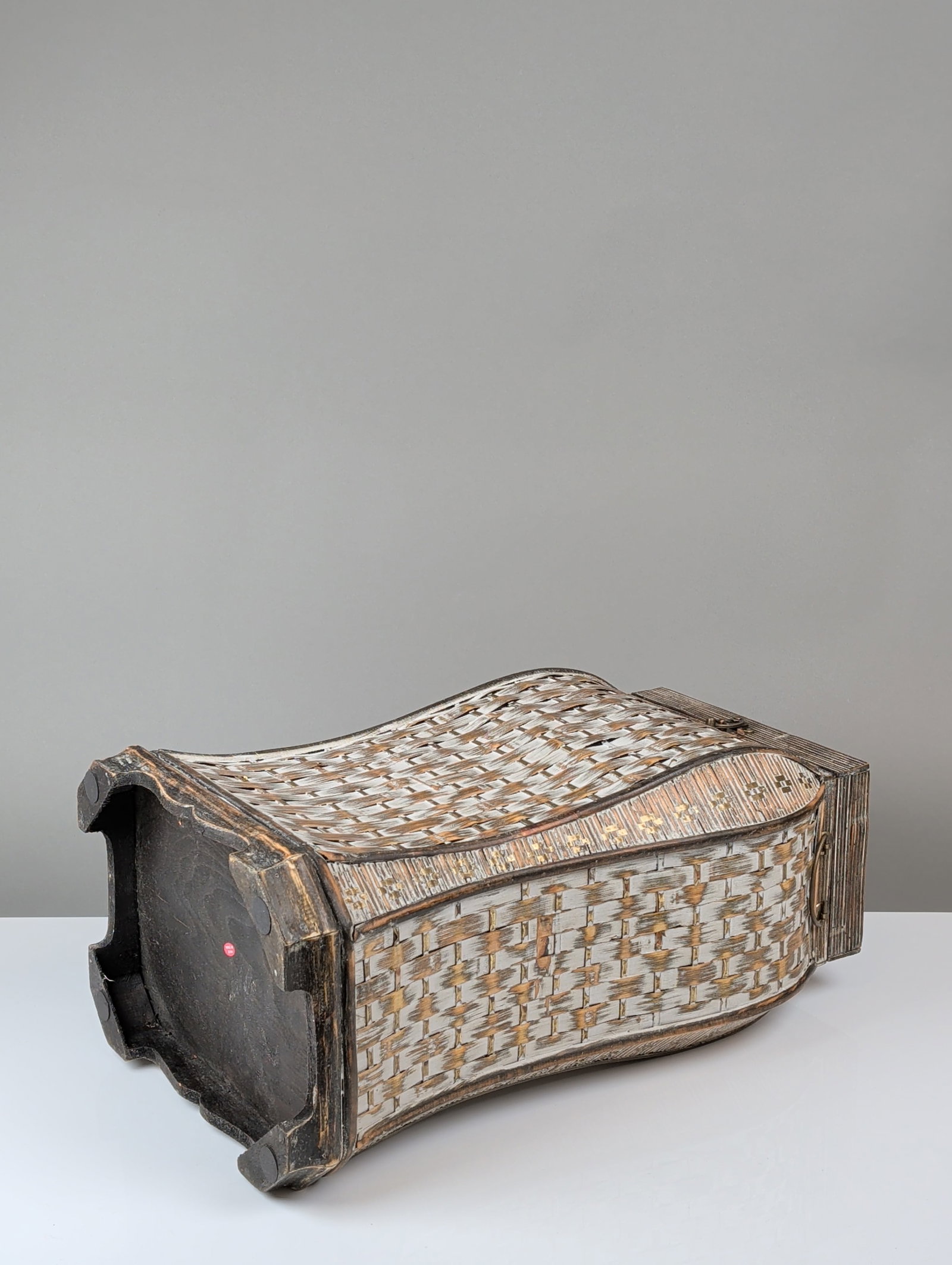 Wooven Storage Chest - 4
