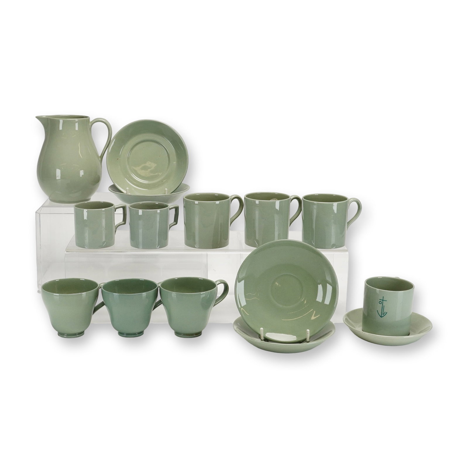 Collection of Wedgwood Celadon Green Earthenware Tableware (1 of 3)
