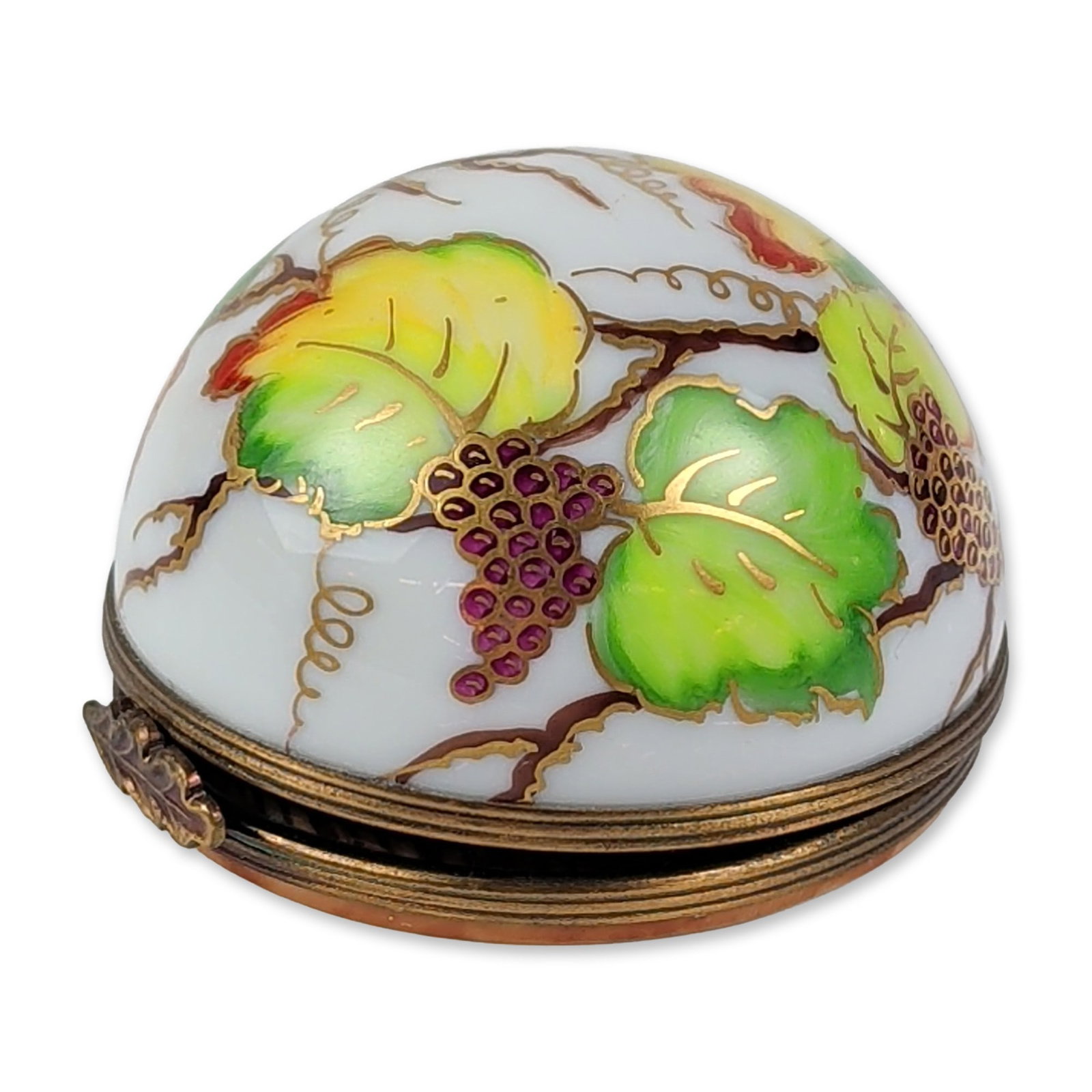 French Hand Painted Limoges Porcelain Wine and Cheese Trinket Box: French hand-painted Limoges porcelain round trinket box with a grapevine motif, featuring clusters of purple grapes, leaves in varying shades of green and yellow, and gilded branches and tendrils on a
