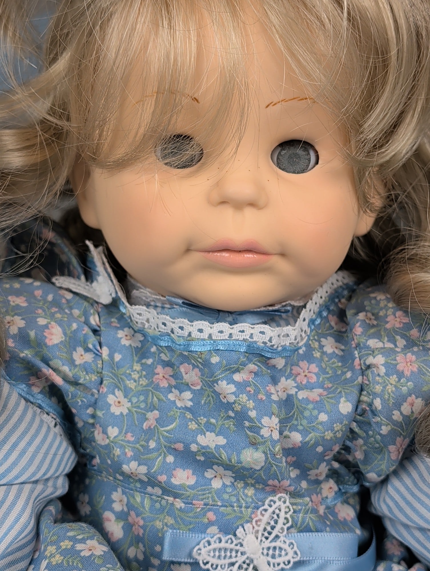 3pc Robin Woods Dolls - 2