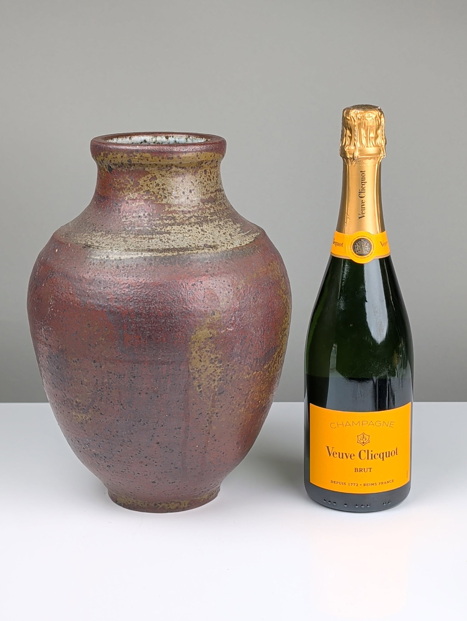 Large Studio Two-Tone Stoneware Vase, Signed - 3