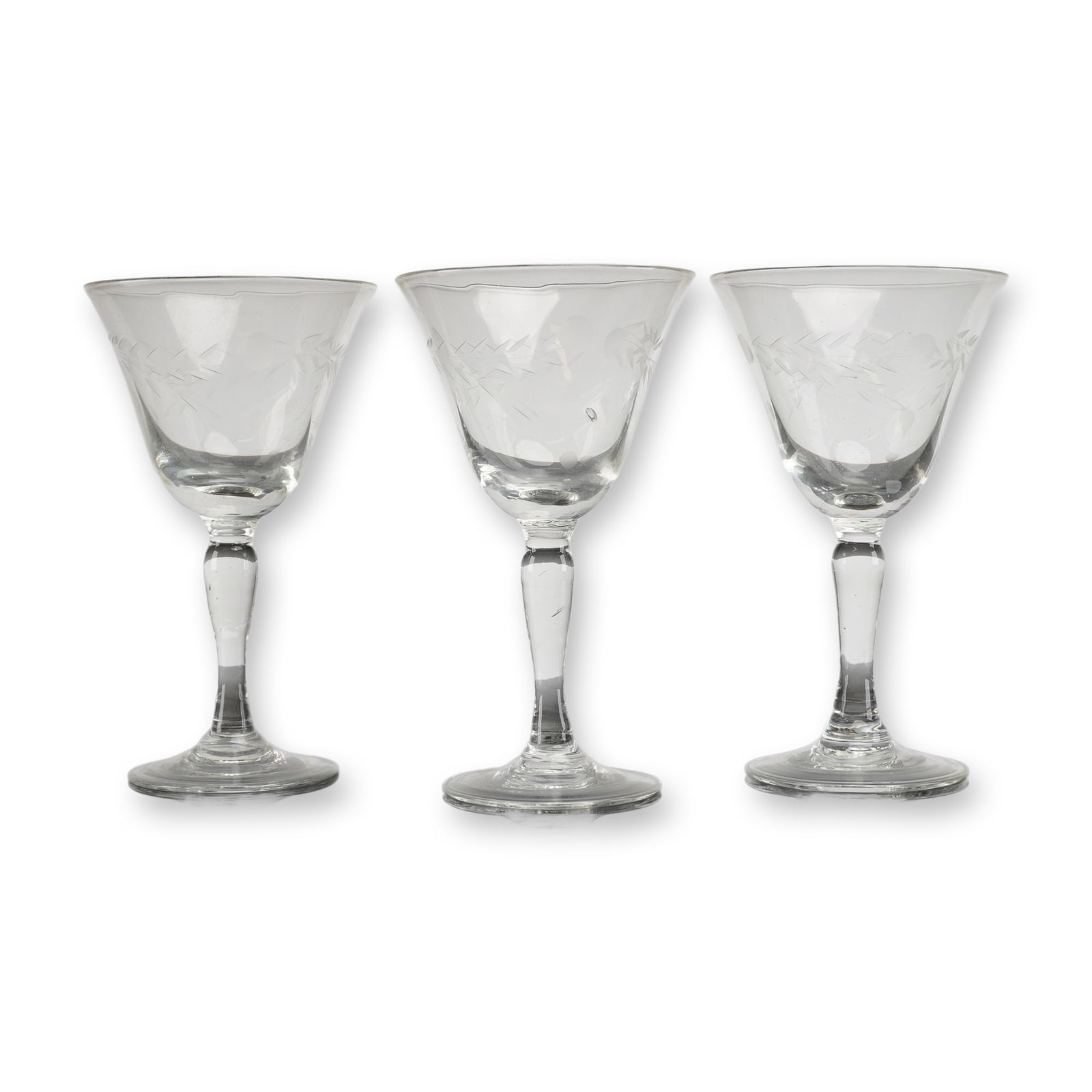 3pc Willow Moon Etched Cordial Glasses: A trio of etched cordial glasses manufactured by Pioneer (Japan) in the Willow Moon pattern. Each glass is crafted from clear colorless glass featuring a conical bowl, a short knopped stem, and a circ