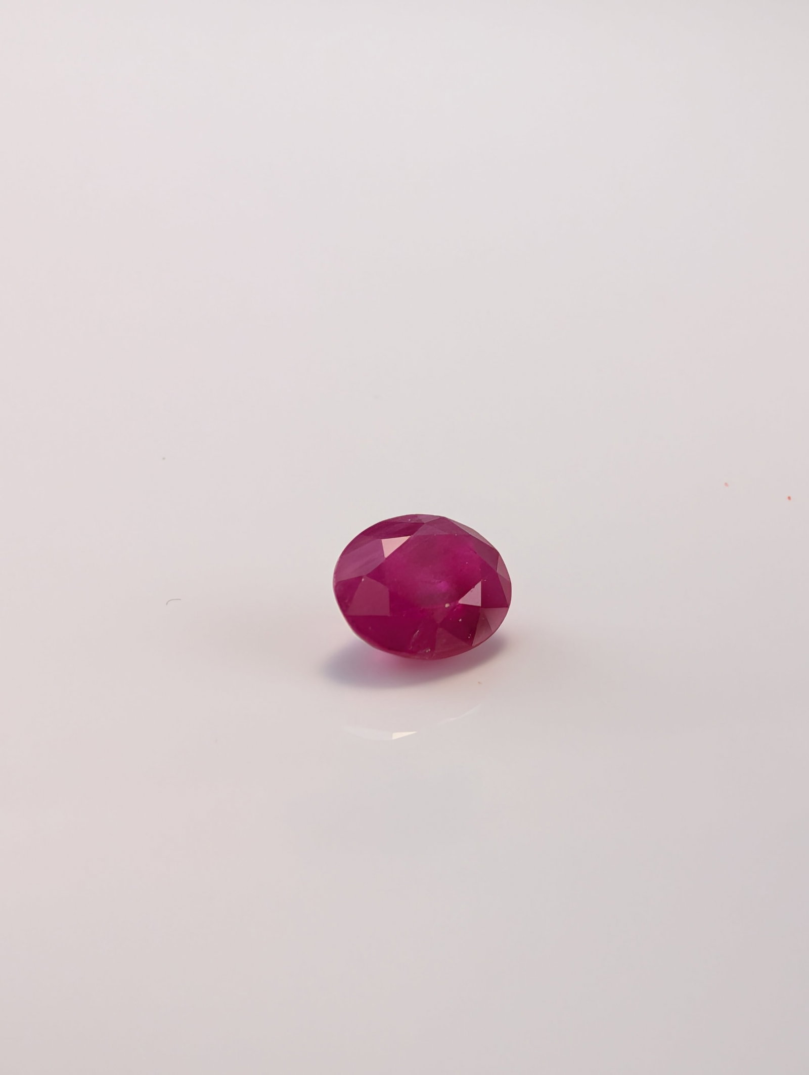 Loose Oval Cut Red Ruby Gemstone - 2