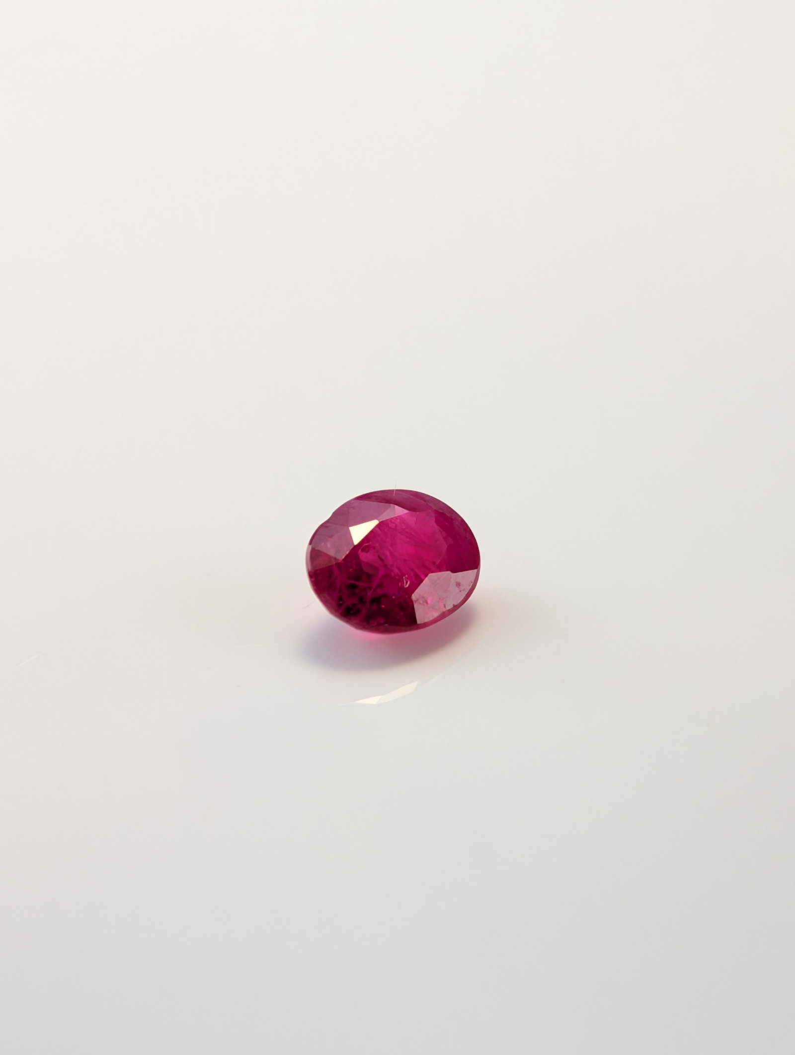 Faceted Oval Cut Pinkish Red Loose Ruby Gemstone - 2