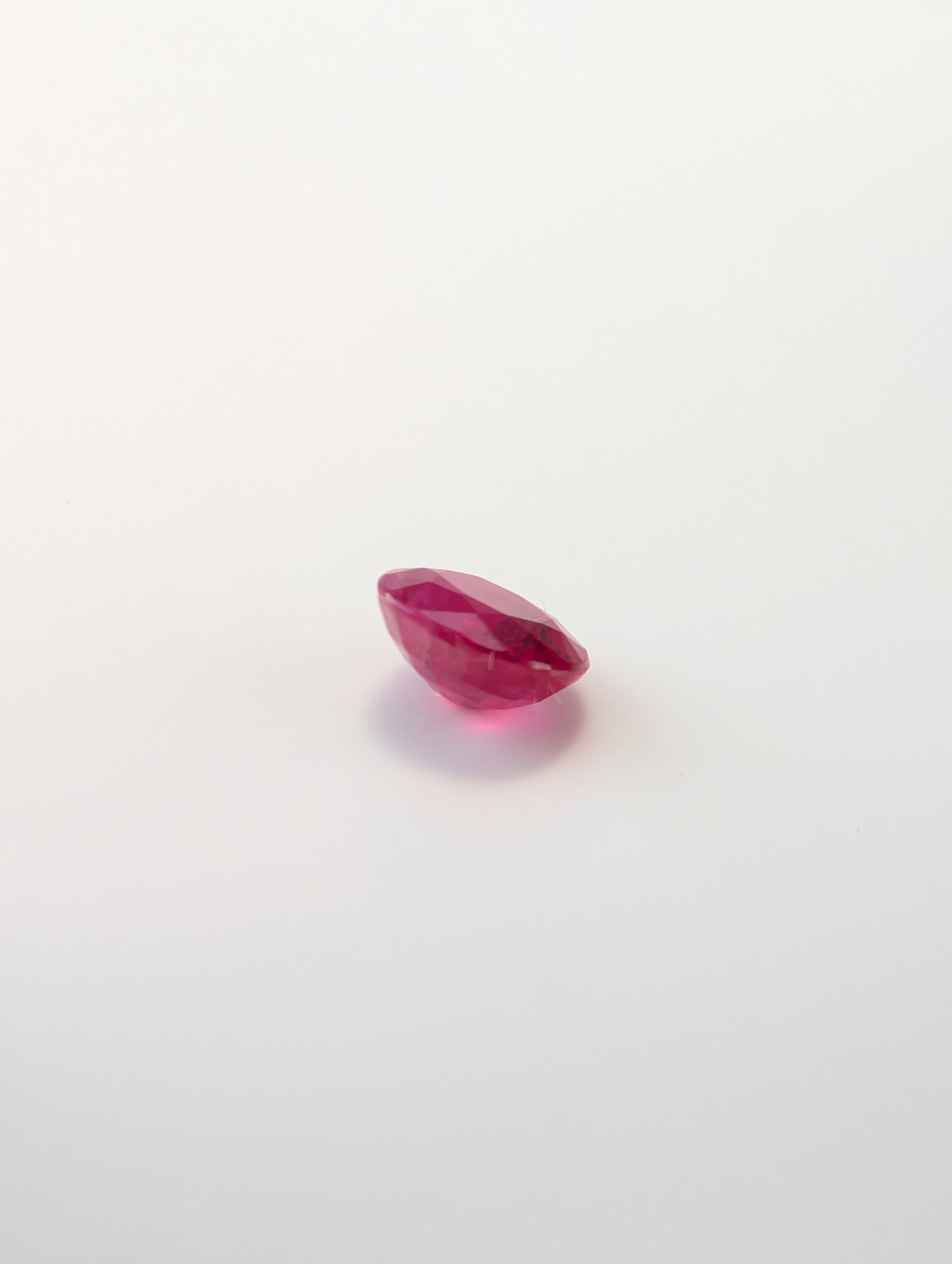 Faceted Oval Cut Pinkish Red Loose Ruby Gemstone - 3