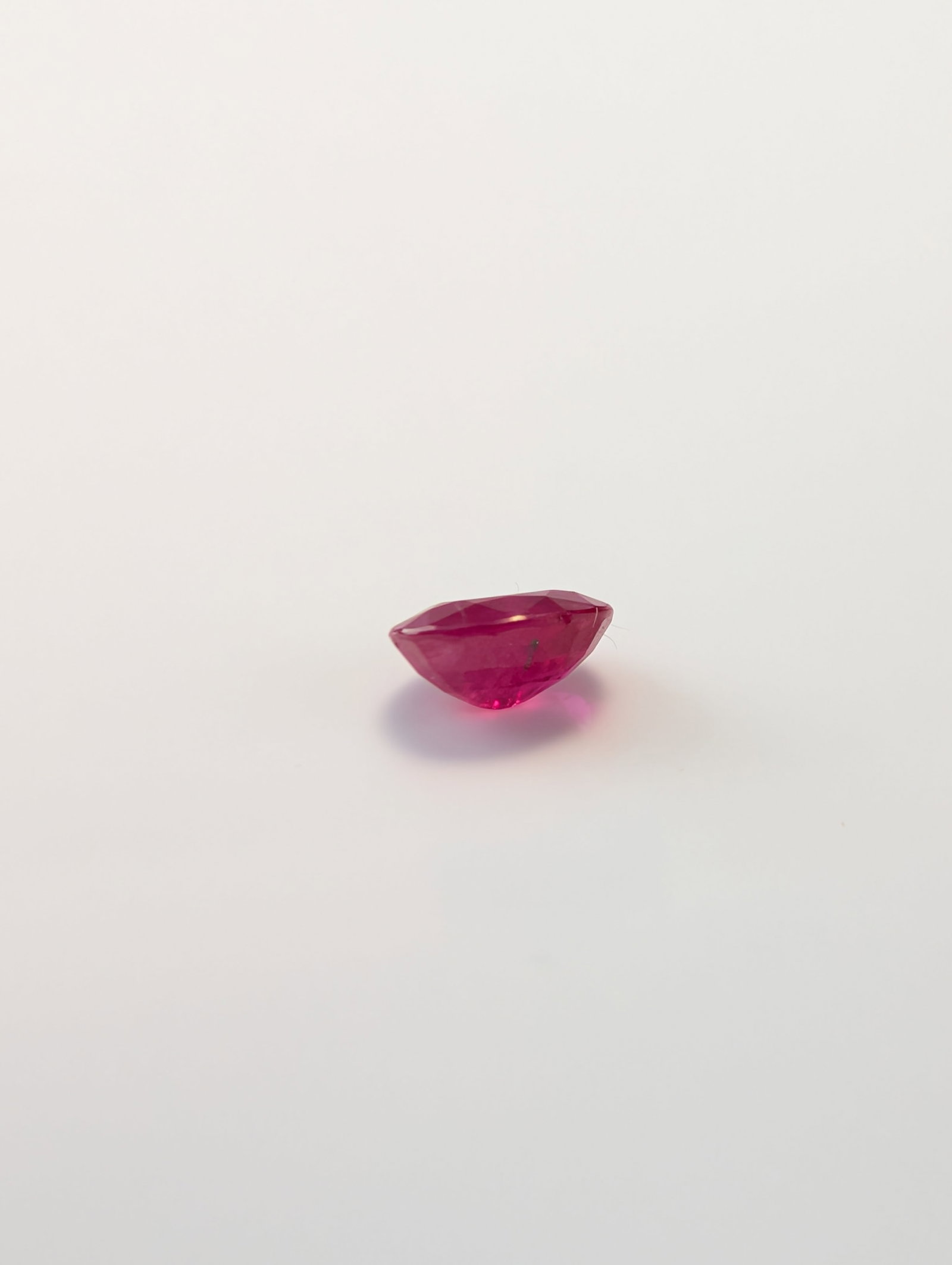 Faceted Oval Cut Pinkish Red Loose Ruby Gemstone - 4