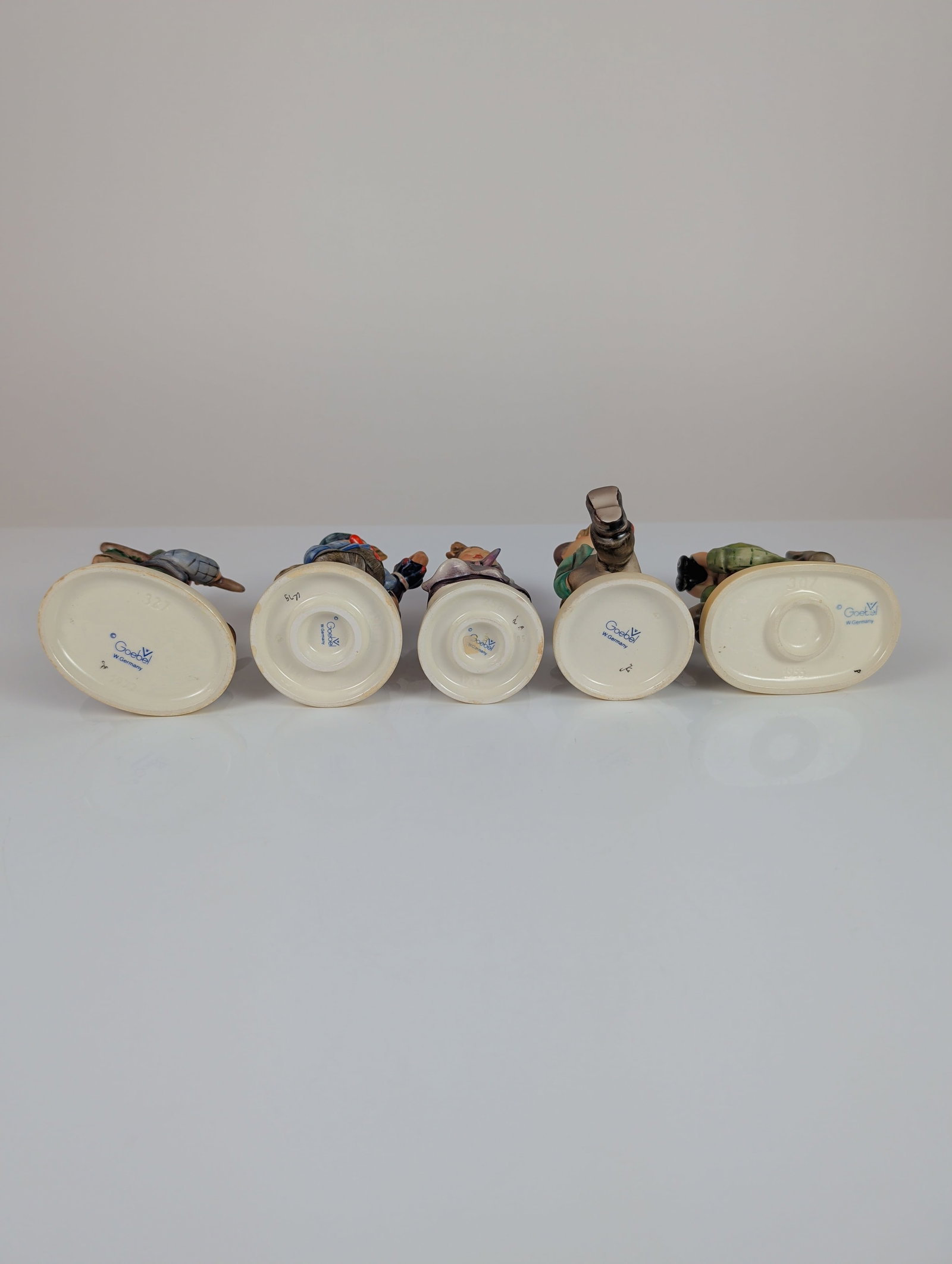 5pc Goebel Hummel Earthenware Figurines - 3