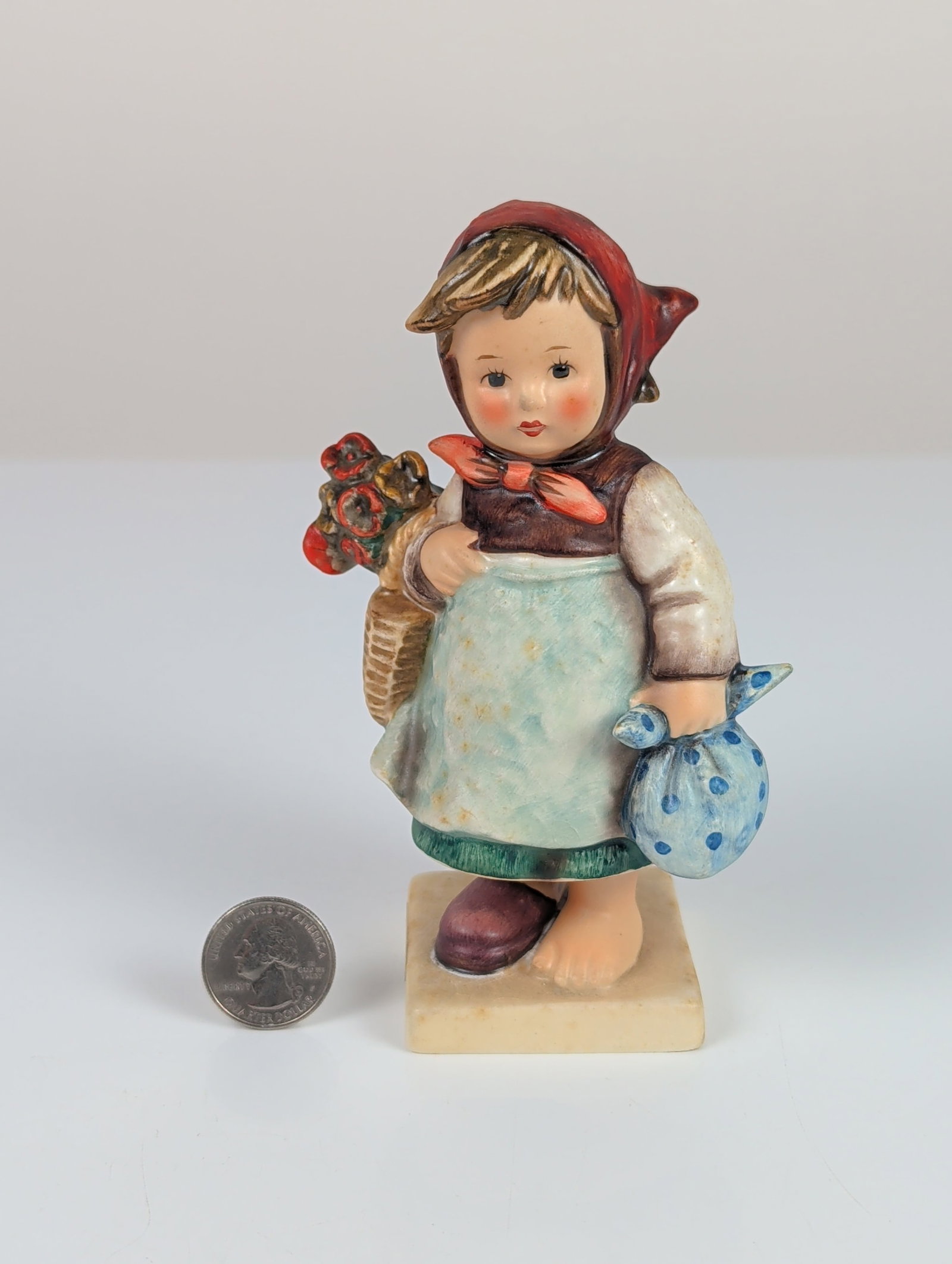 4pc Goebel Hummel Earthenware Figurines - 5