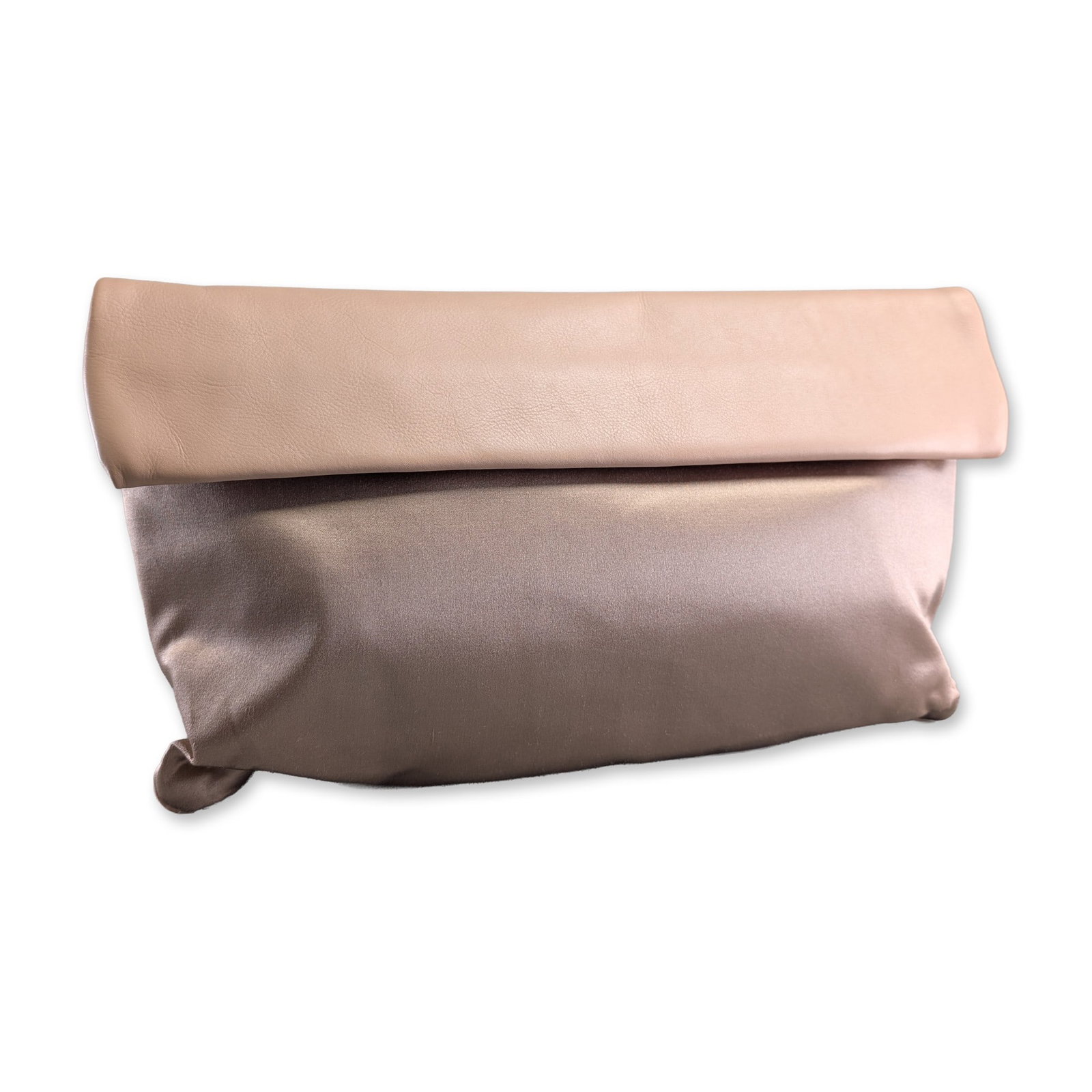 BCBGMAXAZRIA Nude Leather and Satin Clutch Bag: A BCBGMAXAZRIA clutch bag crafted in smooth nude leather and satin. The bag features a soft rectangular silhouette with gathered side details and a tonal satin-finish fabric panel along the upper inte