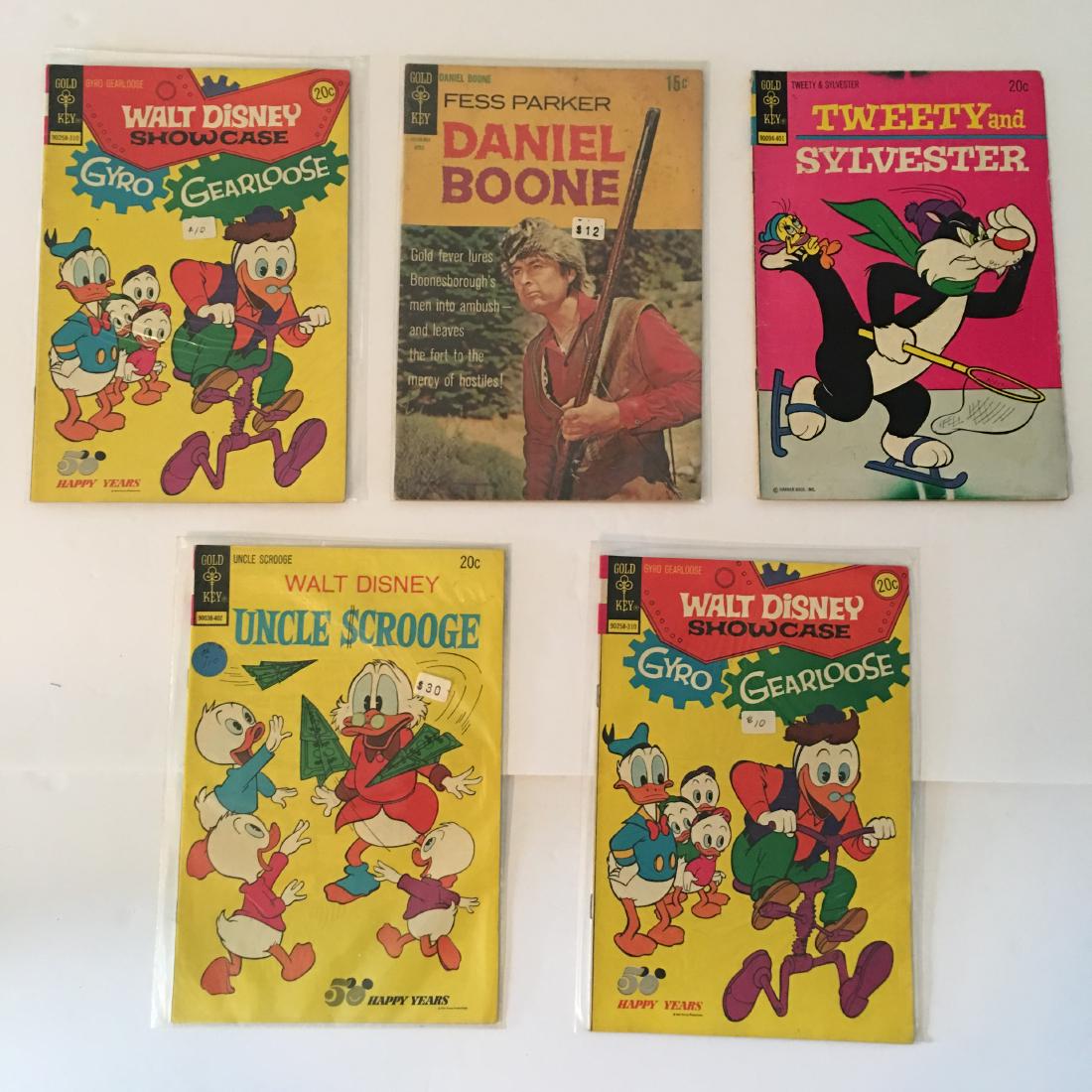 VINTAGE GOLD KEY COMIC BOOK ASSORTED LOT OF (5) WALT (1 of 1)