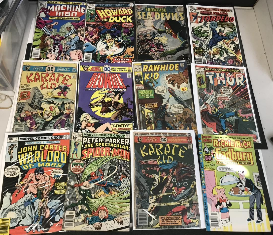 VINTAGE COMIC BOOK LOT (12) 12-25 CENT DC MARVEL #4 (1 of 4)