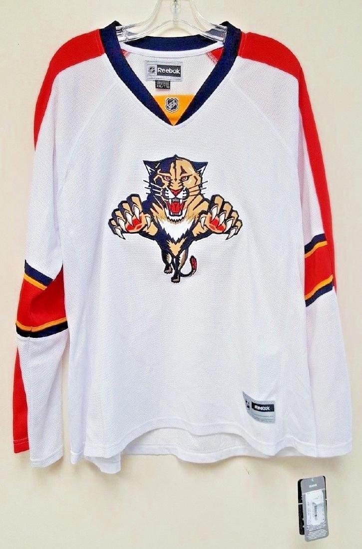 REEBOK LICENSED FLORIDA PANTHERS HOCKEY JERSEY NEW: REEBOK LICENSED FLORIDA PANTHERS HOCKEY JERSEY NEW W/TAG $110 SZ 2XL WOMENS M-3