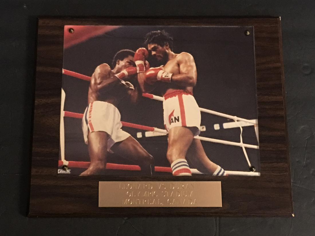 SUGAR RAY LEONARD VS DURAN FRAMED 8X10 PHOTO: 10.5X13" OVERALL FRAME BOXING MATCH AT OLYMPIC STADIUM IN MONTREAL CANADA