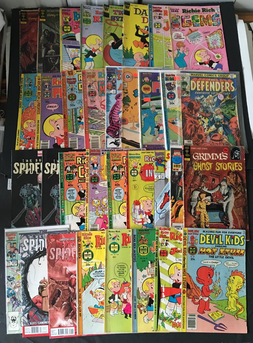1960S/70S ASSORTED VINTAGE COMIC BOOK LOT #5 (34): 1960S/70S ASSORTED VINTAGE COMIC BOOK LOT #5 (34)