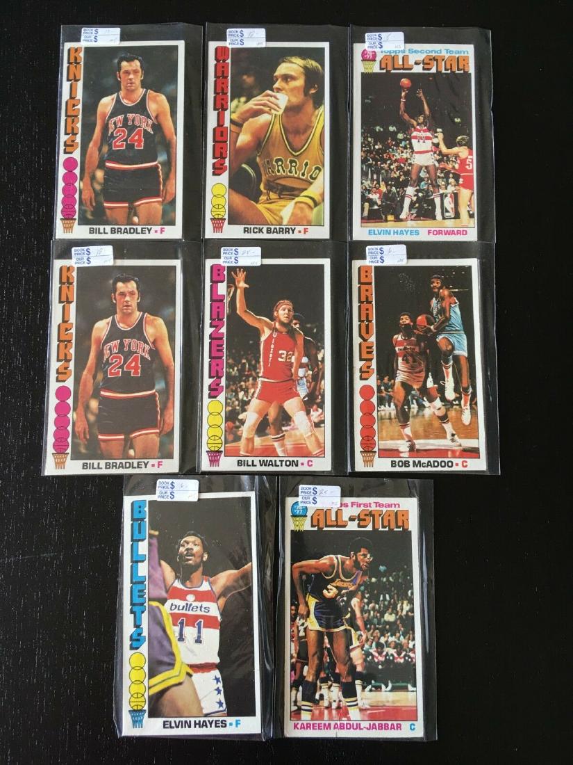 1976-77 BASKETBALL CARD LOT (8) ABDUL-JABBAR: 1976-77 TOPPS BASKETBALL CARD LOT (8) MOSTLY EX RANGE JABBAR HAYES WALTON BARRY