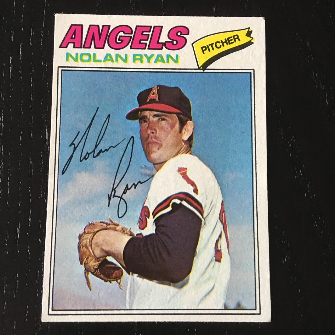 1977 TOPPS BASEBALL CARD NOLAN RYAN #650: 1977 TOPPS BASEBALL CARD NOLAN RYAN #650