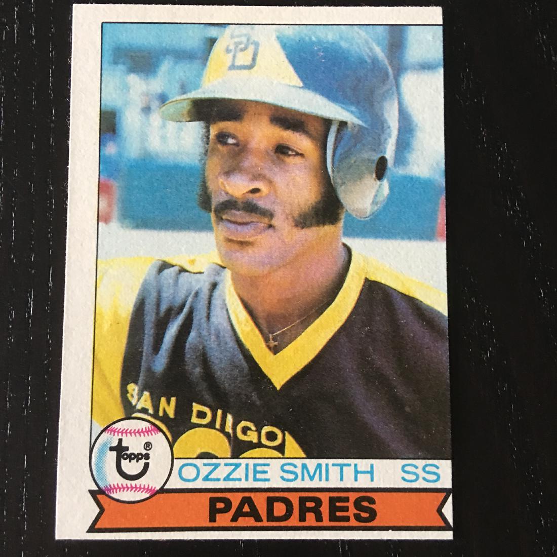 1979 TOPPS BASEBALL CARD OZZIE SMITH 116