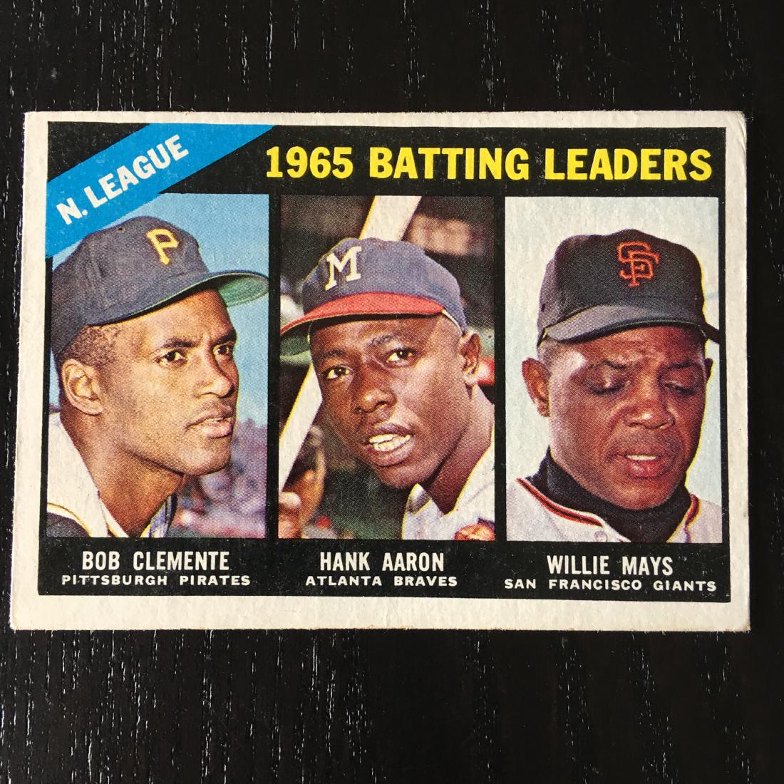 1966 TOPPS CLEMENTE/HANK AARON/WILLIE MAYS #215: 1966 TOPPS BASEBALL CARD BOB CLEMENTE/HANK AARON/WILLIE MAYS #215