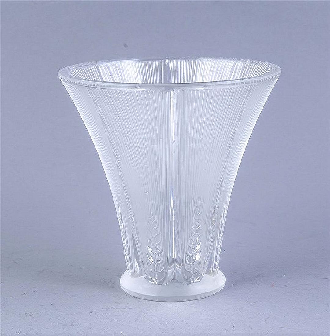 Vase, Frankreich, 2. H. 20. Jh., Lalique, runder Stand, (1 of 1)