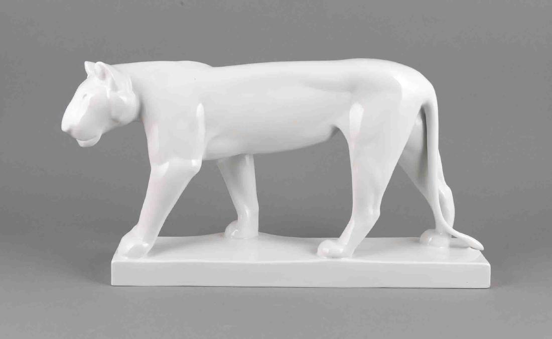 Walking lioness, Schwarzburger Werkstätten,: Walking lioness, Schwarzburger Werkstätten, Unterweißbach, Thüringen, 2nd quality, design Gerhard Marcks (1889 - 1981), sign., in 1909, Modellnr. U 1020, white, H. 24 cm, L. 41 cm